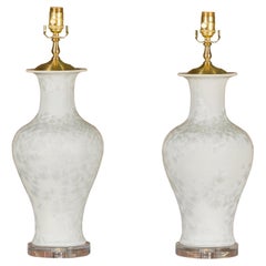 Vintage Pair of White Porcelain Vase Table Lamps on Lucite Bases with Textured Décor