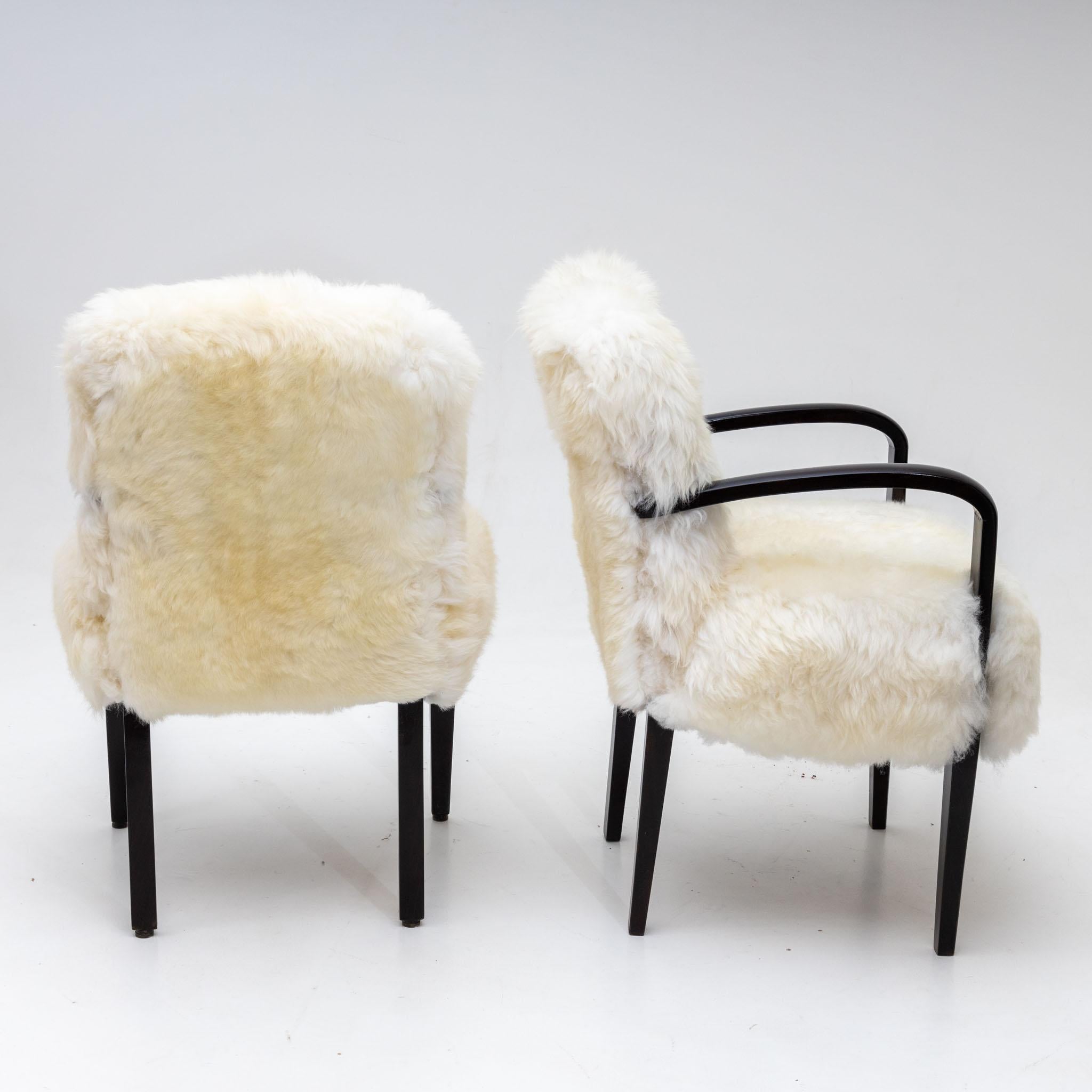 Pair of White Sheepskin Armchairs, 20th Century 2
