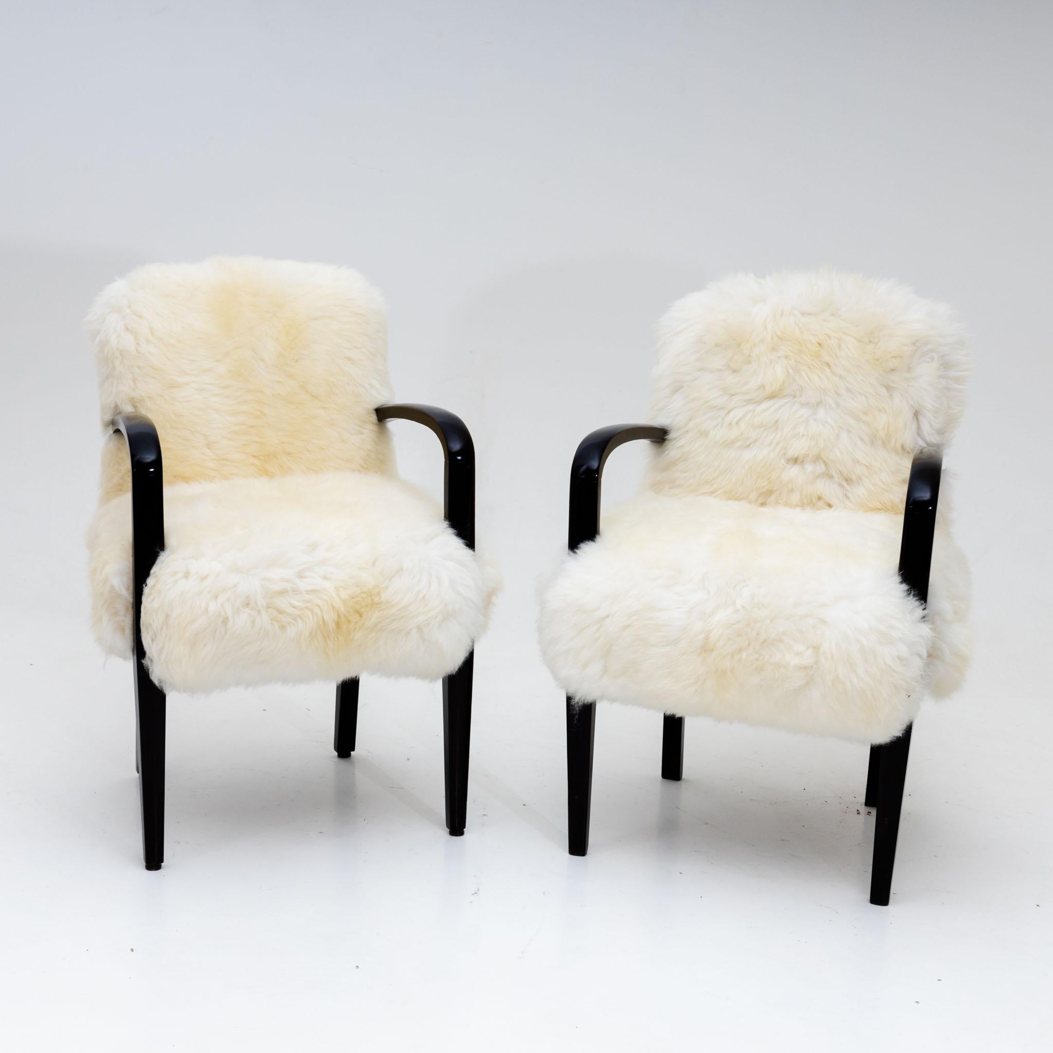 Pair of White Sheepskin Armchairs, 20th Century 3