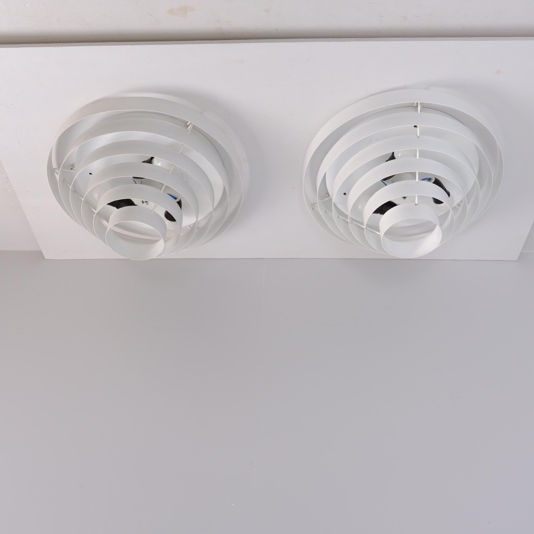 Pareja de Empotrables de Pizarra Blancos Modelo AE74/45, Estilo Alvar Aalto, Itsu Años 50 Finlandés en venta