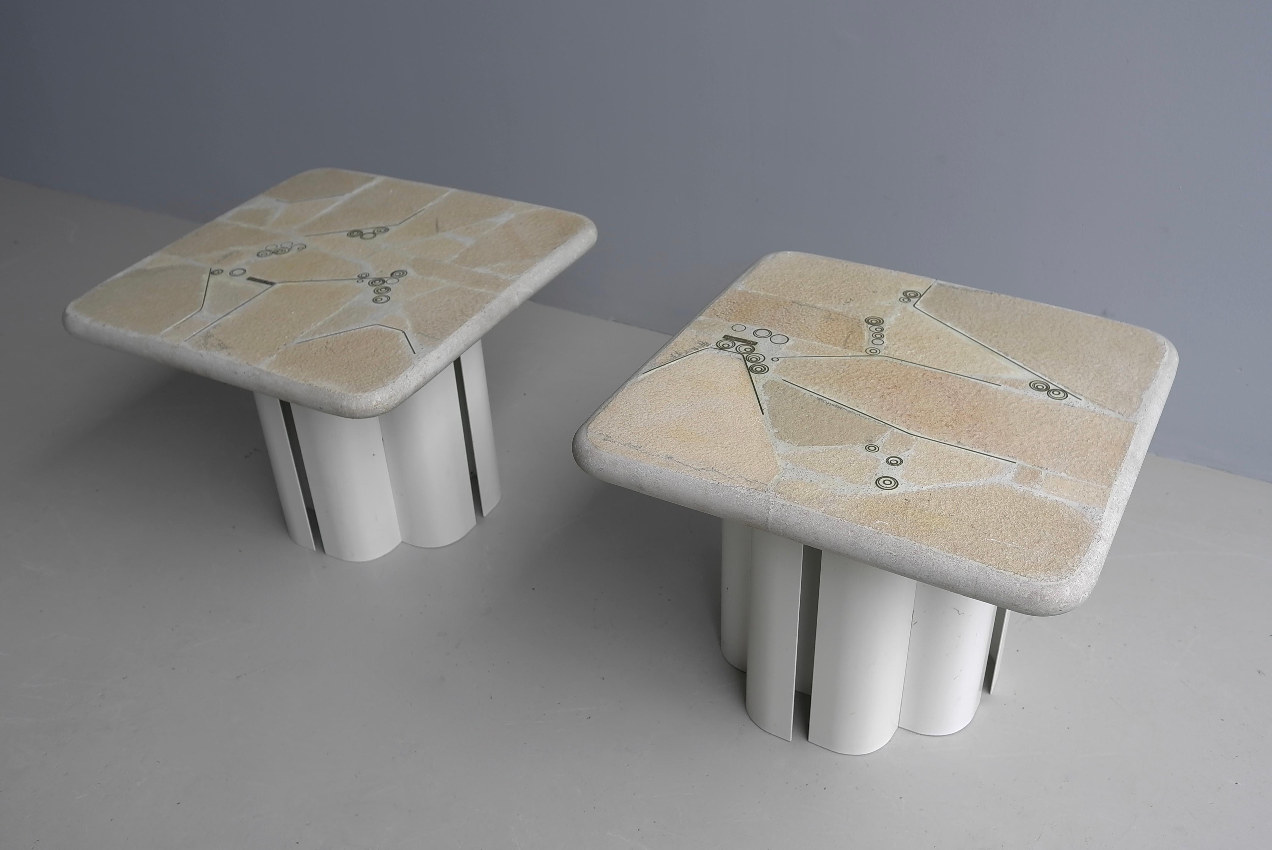 N�éerlandais Paire de tables basses d'art en pierre et béton blanc par Marcus Kingma Milieu du siècle dernier en vente