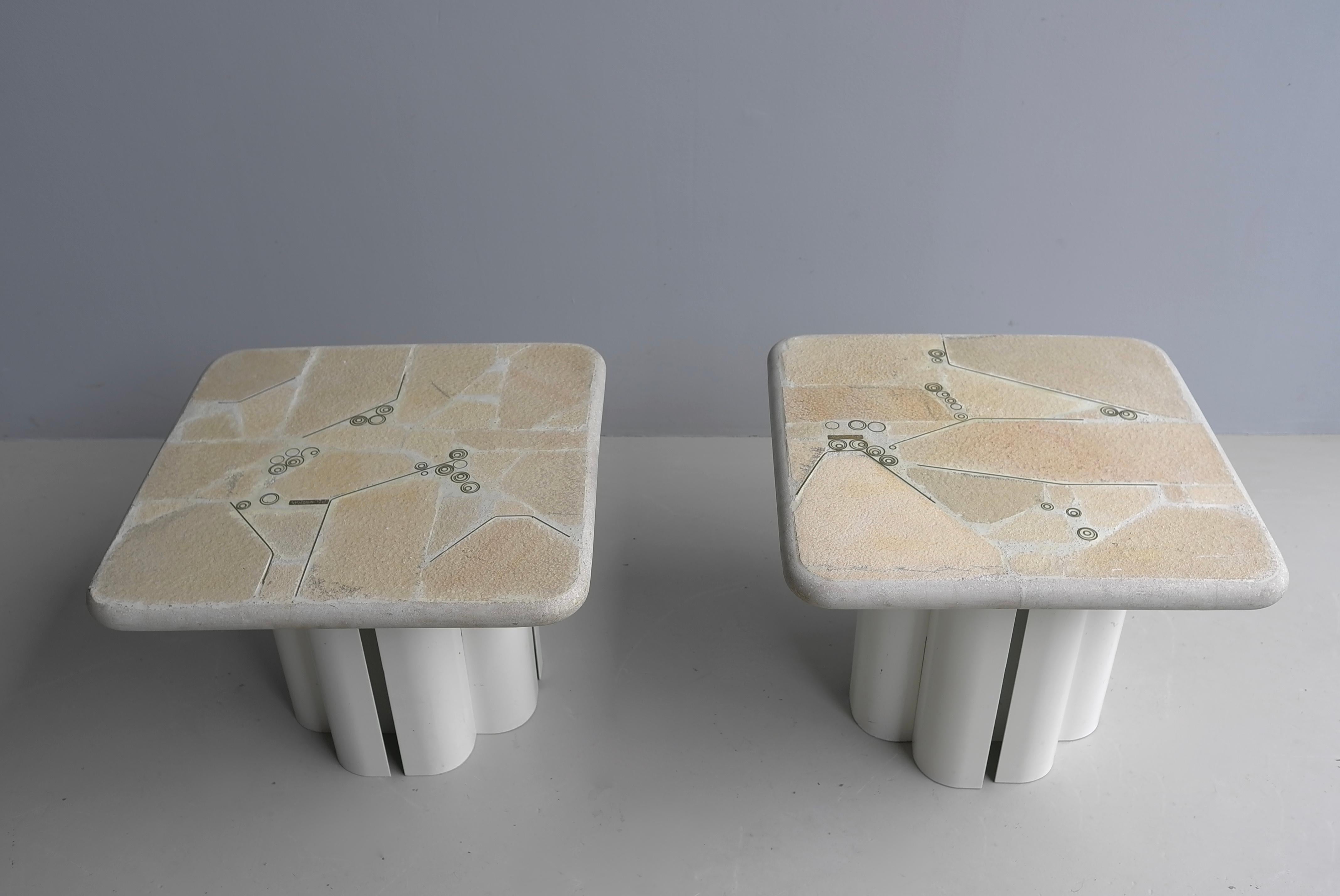 Paire de tables basses d'art en pierre et béton blanc par Marcus Kingma Milieu du siècle dernier en vente 1
