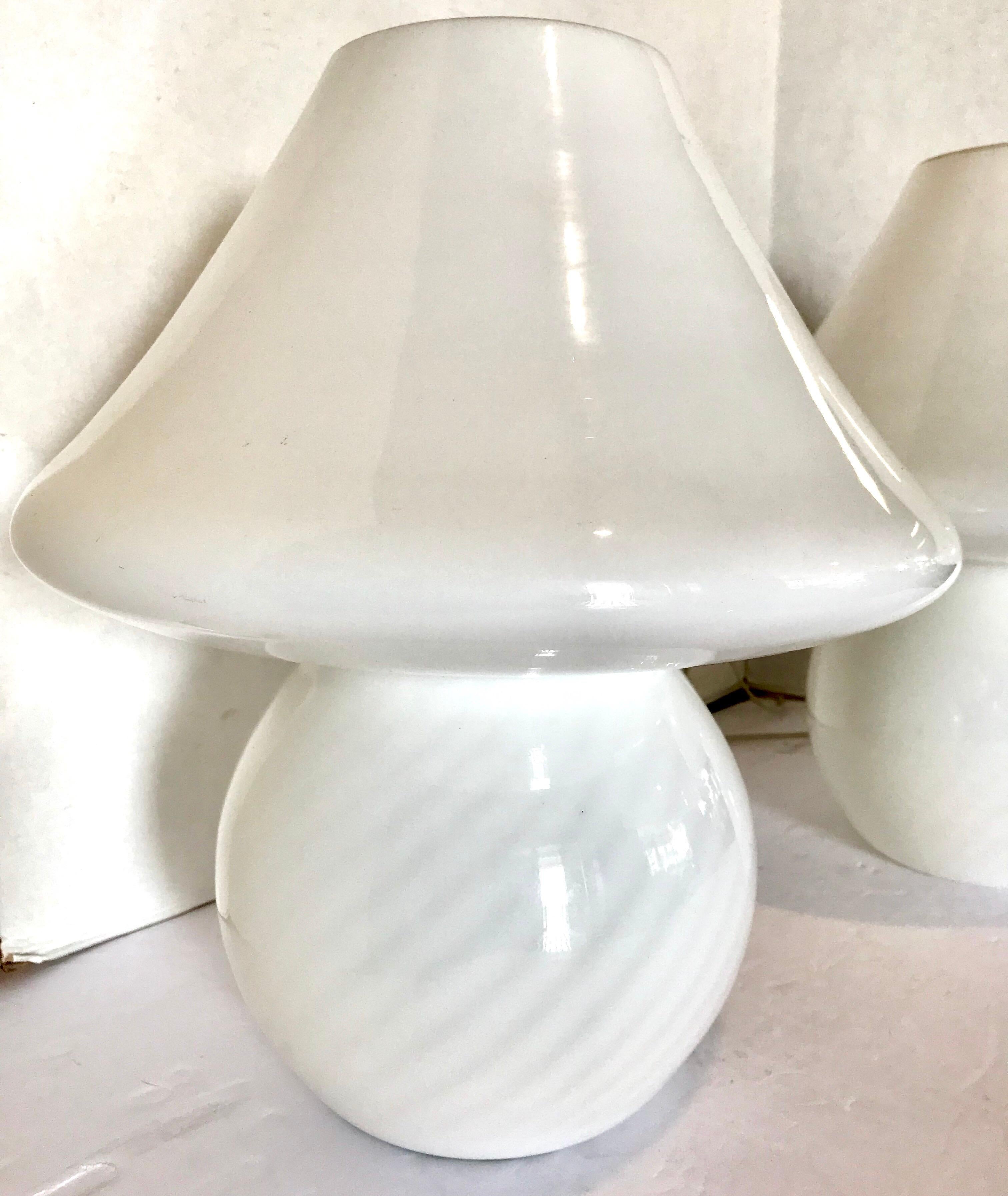 Late 20th Century Pair of White Swirl Venini Murano Glass Mushroom Table Lamps Mid-Century Modern