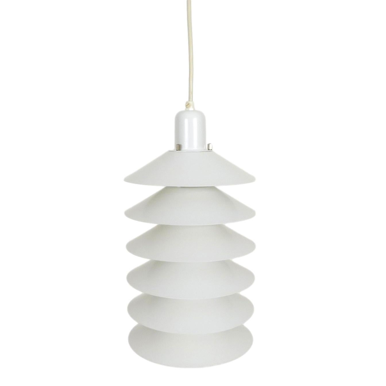 Paire de lampes suspendues Tip-Light blanches de Jørgen Gammelgaard, années 1970 en vente 1