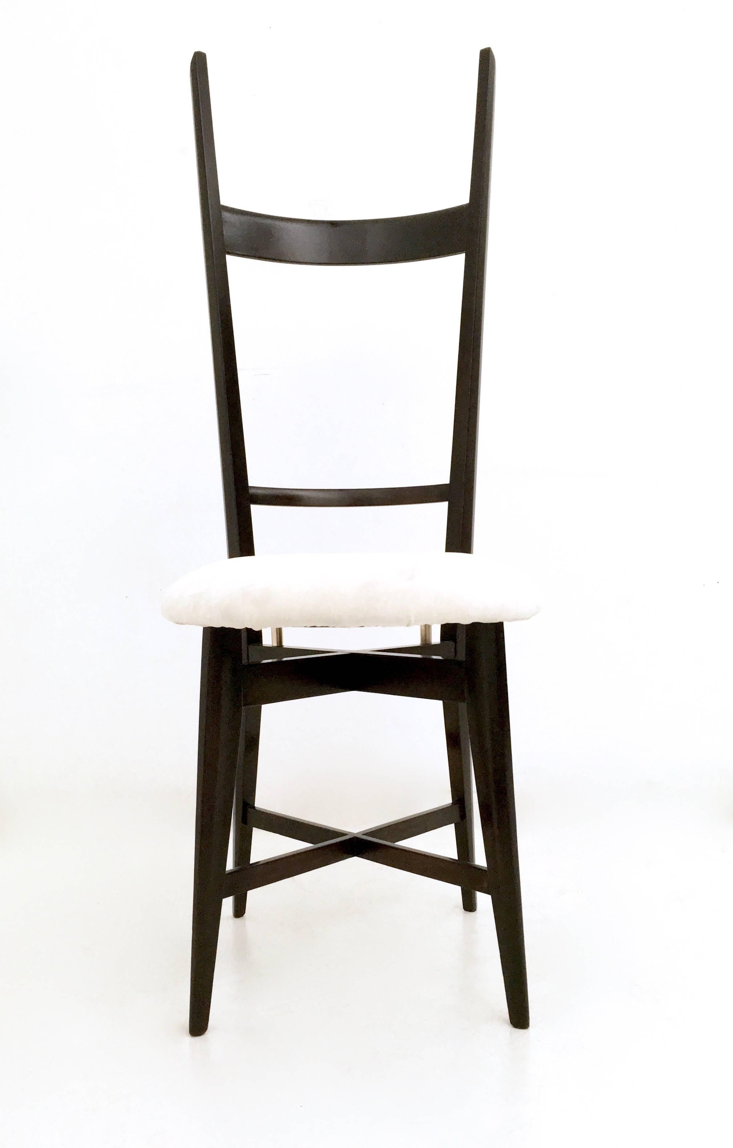 Mid-Century Modern Paire de chaises Chiavarine noires et blanches dans le style de Parisi, Italie en vente