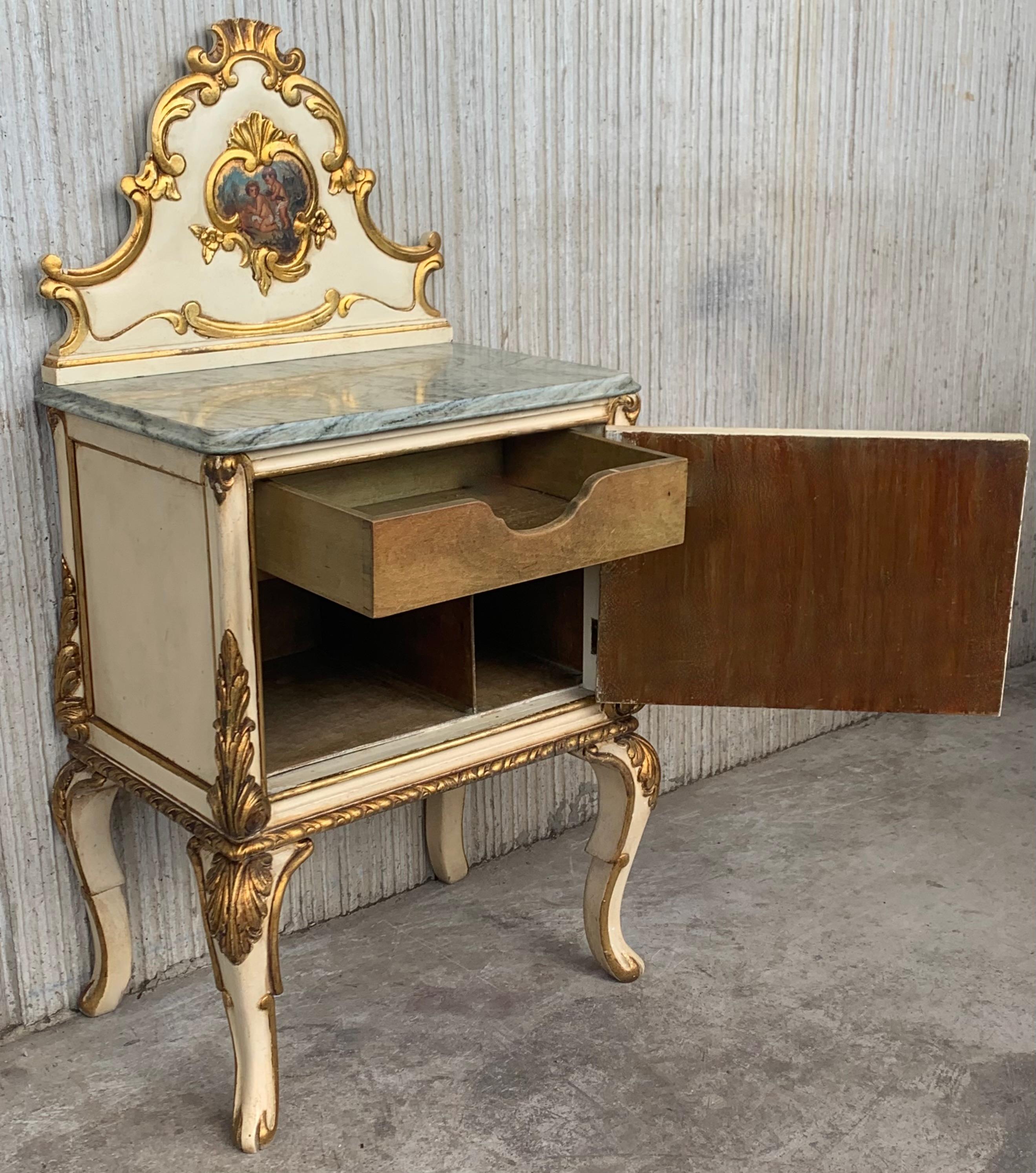 Walnut Pair of White Venetian Nightstands with Marble Top and Crest Handpainted Motifs For Sale