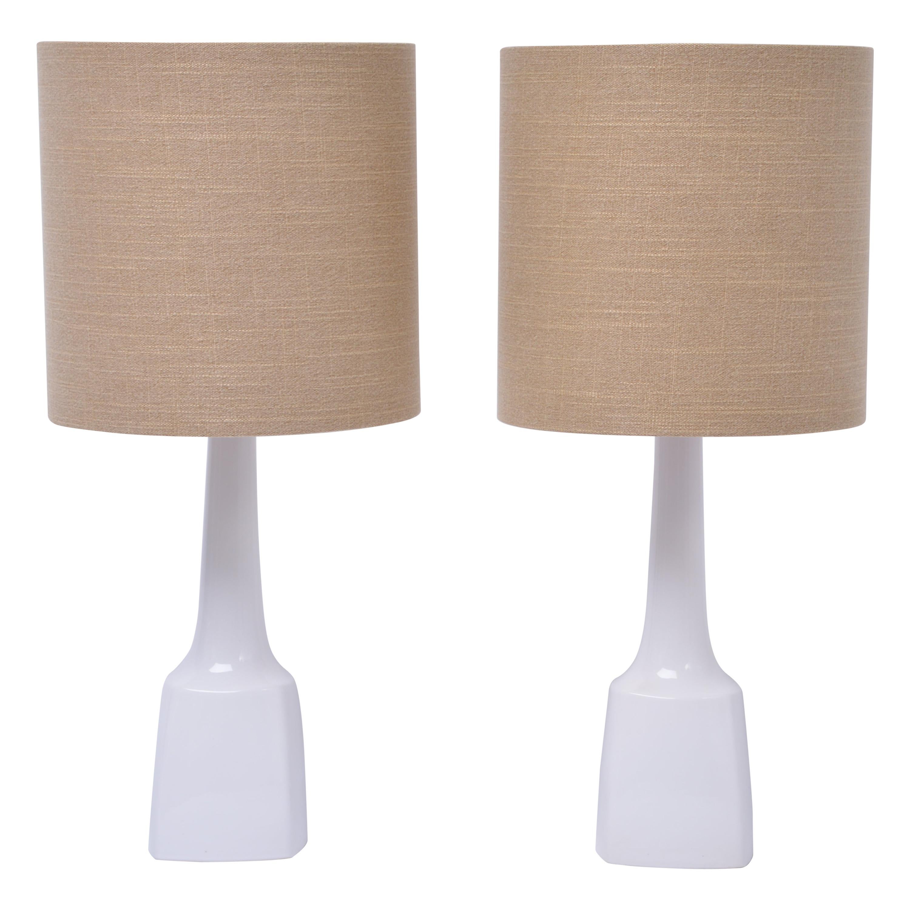 Pair of White Mid-Century Modern Ceramic Table Lamps Model 941 by Soholm