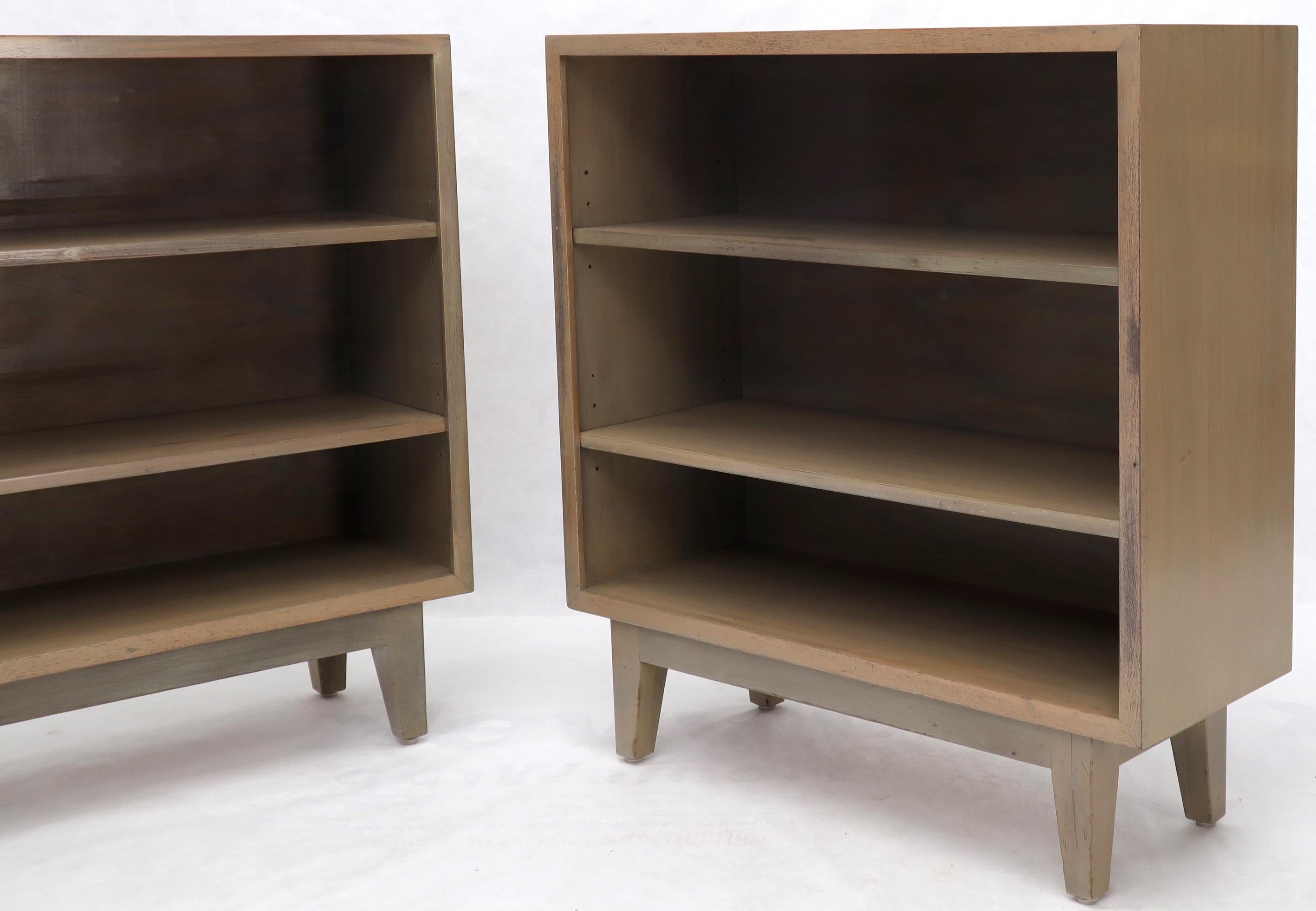 American Pair of White Wash Finish Solid Mahogany Bookcases Cabinets For Sale
