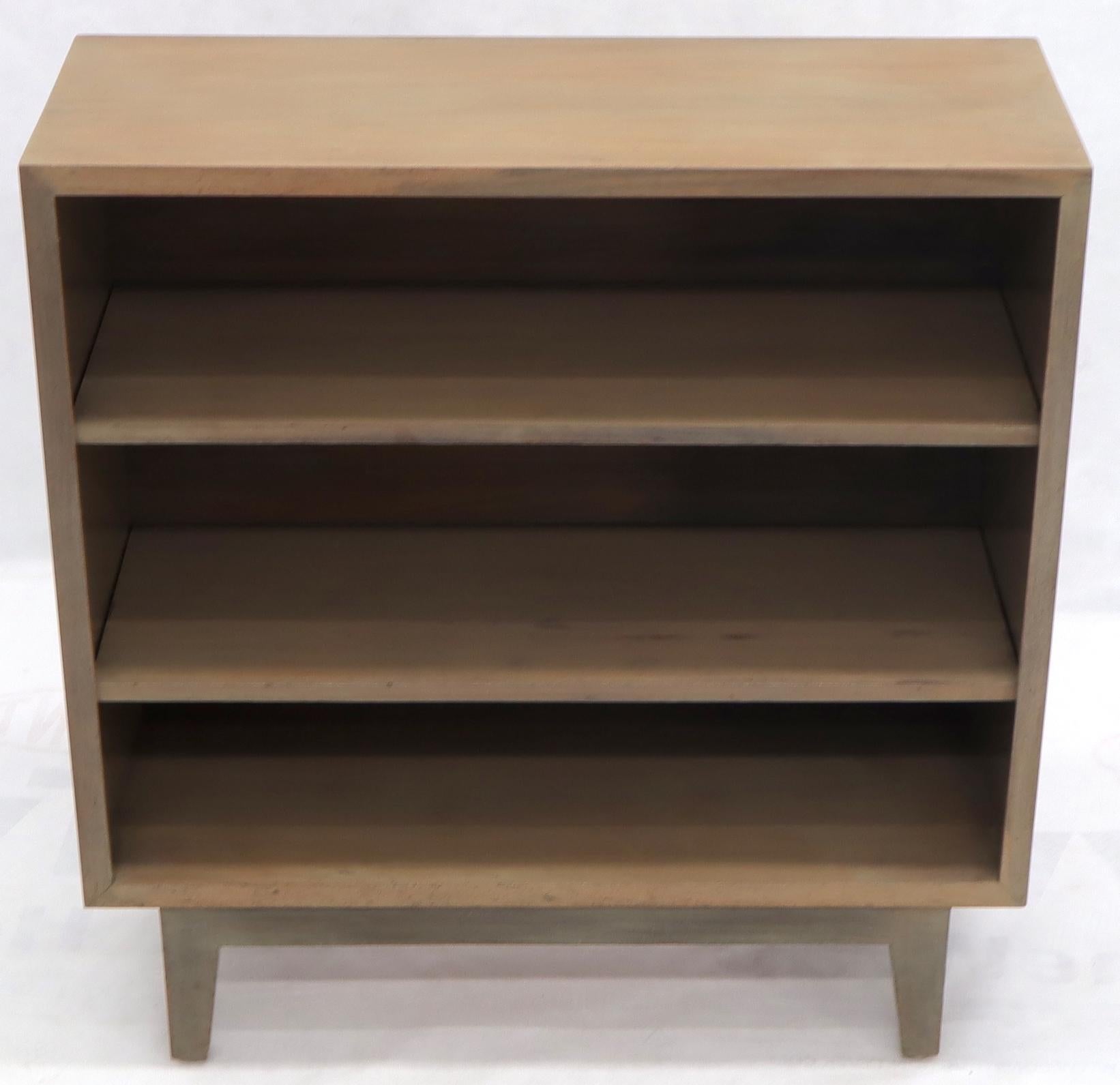 Pair of White Wash Finish Solid Mahogany Bookcases Cabinets For Sale 1