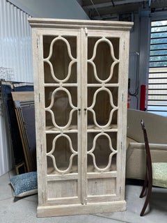 Pair of White Washed Three-Shelves Bookcase with Glass Doors, 21st Century