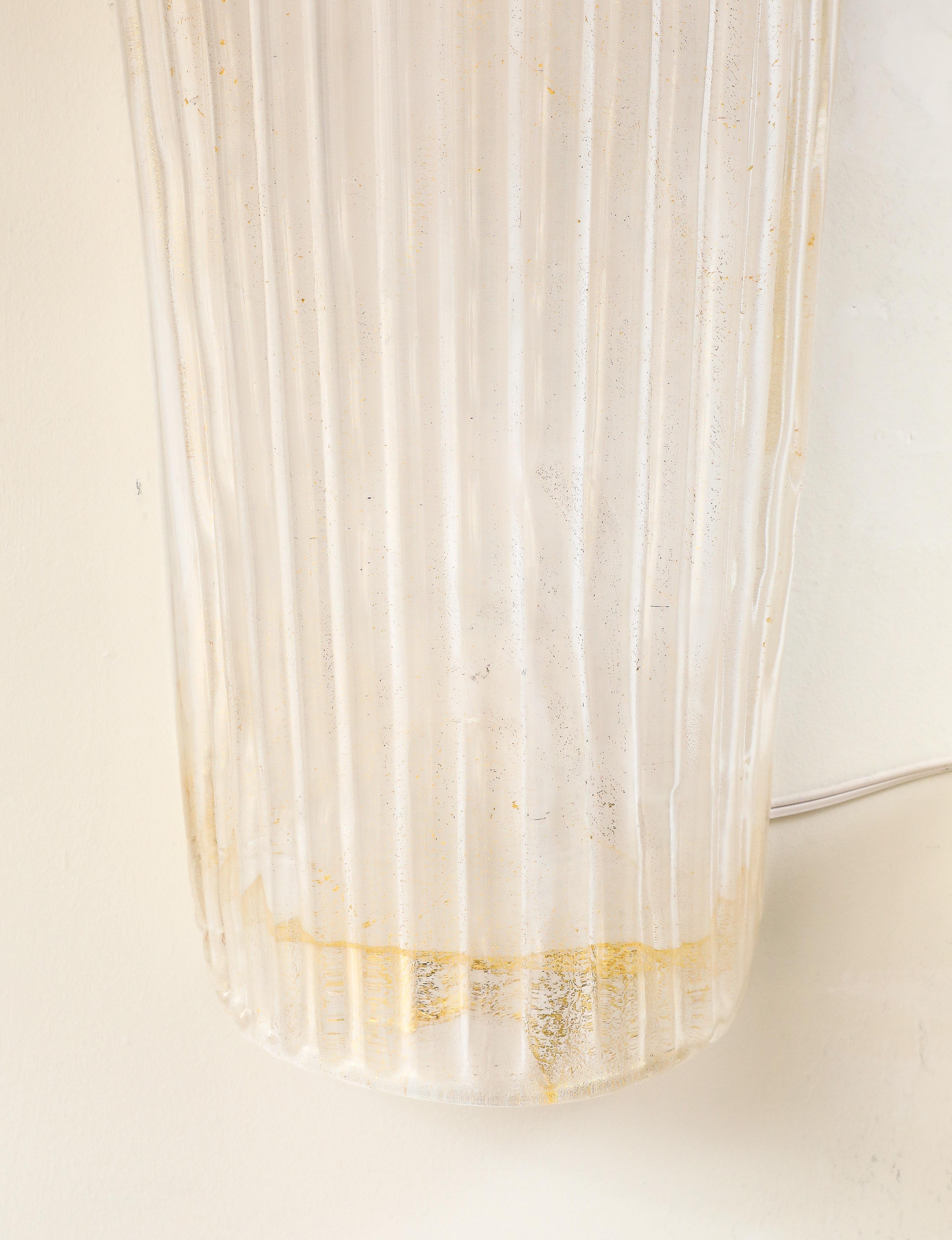 Coppia di lampade in vetro di Murano bianco e oro 23k e ottone, Italia in vendita 1