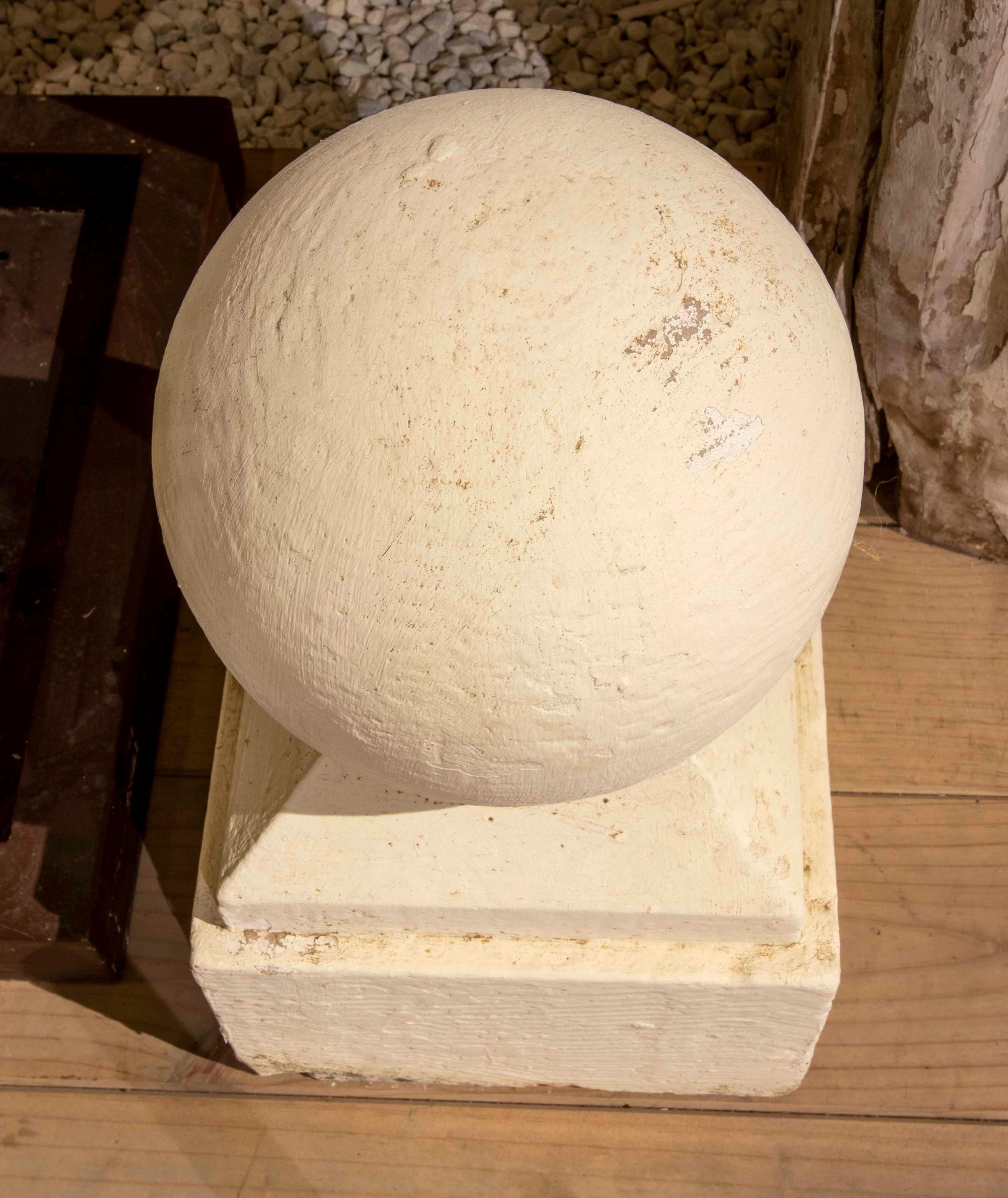 Pair of Whitewashed Ball-Shaped Cement Finials 9