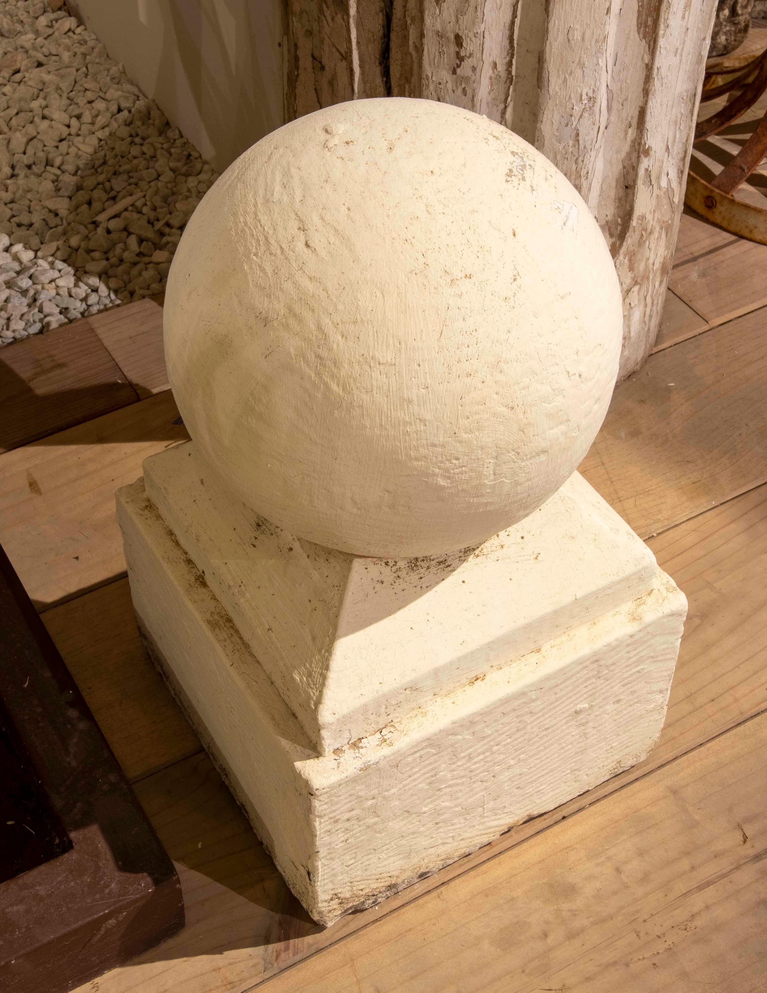 Pair of Whitewashed Ball-Shaped Cement Finials 1