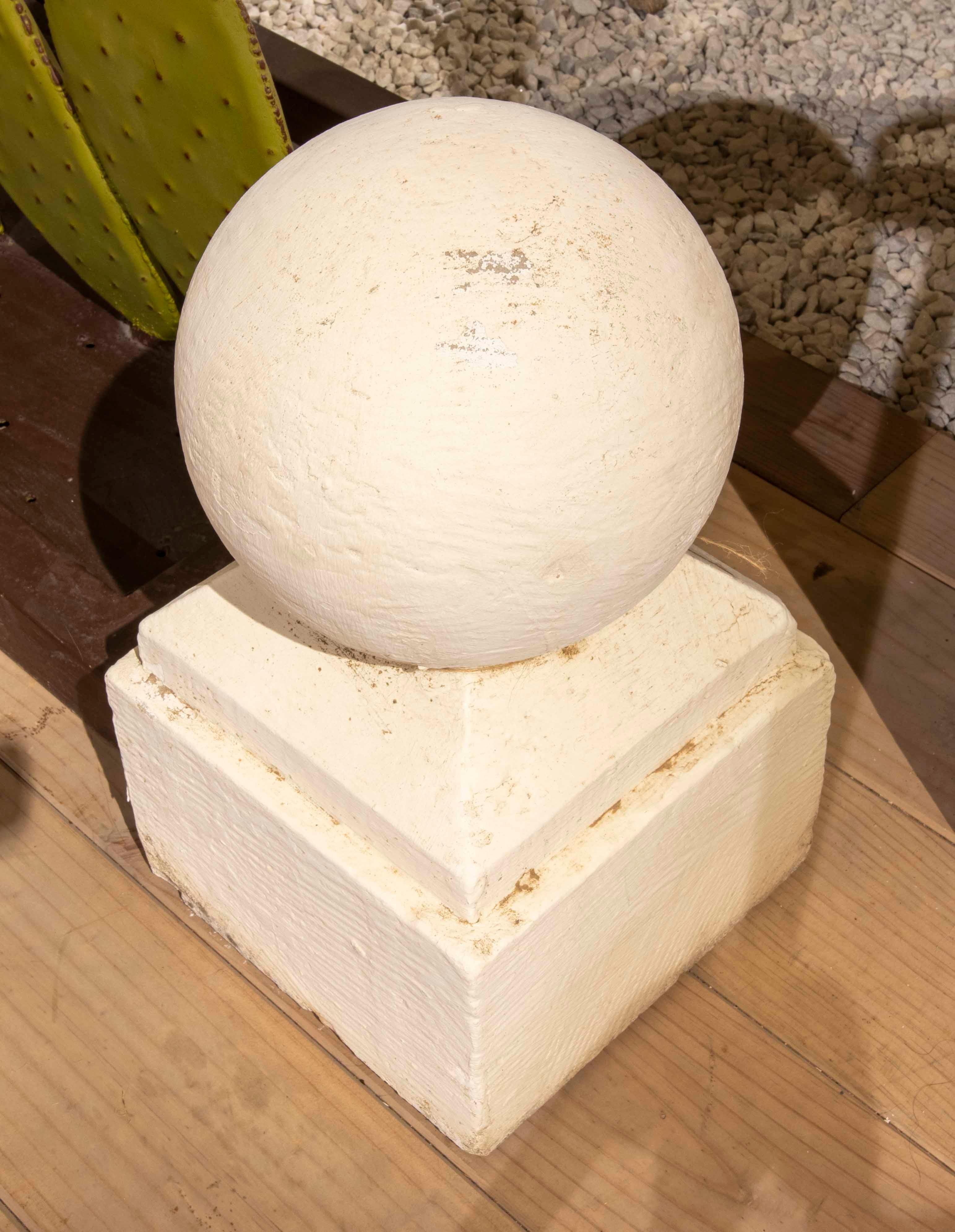 Pair of Whitewashed Ball-Shaped Cement Finials 2