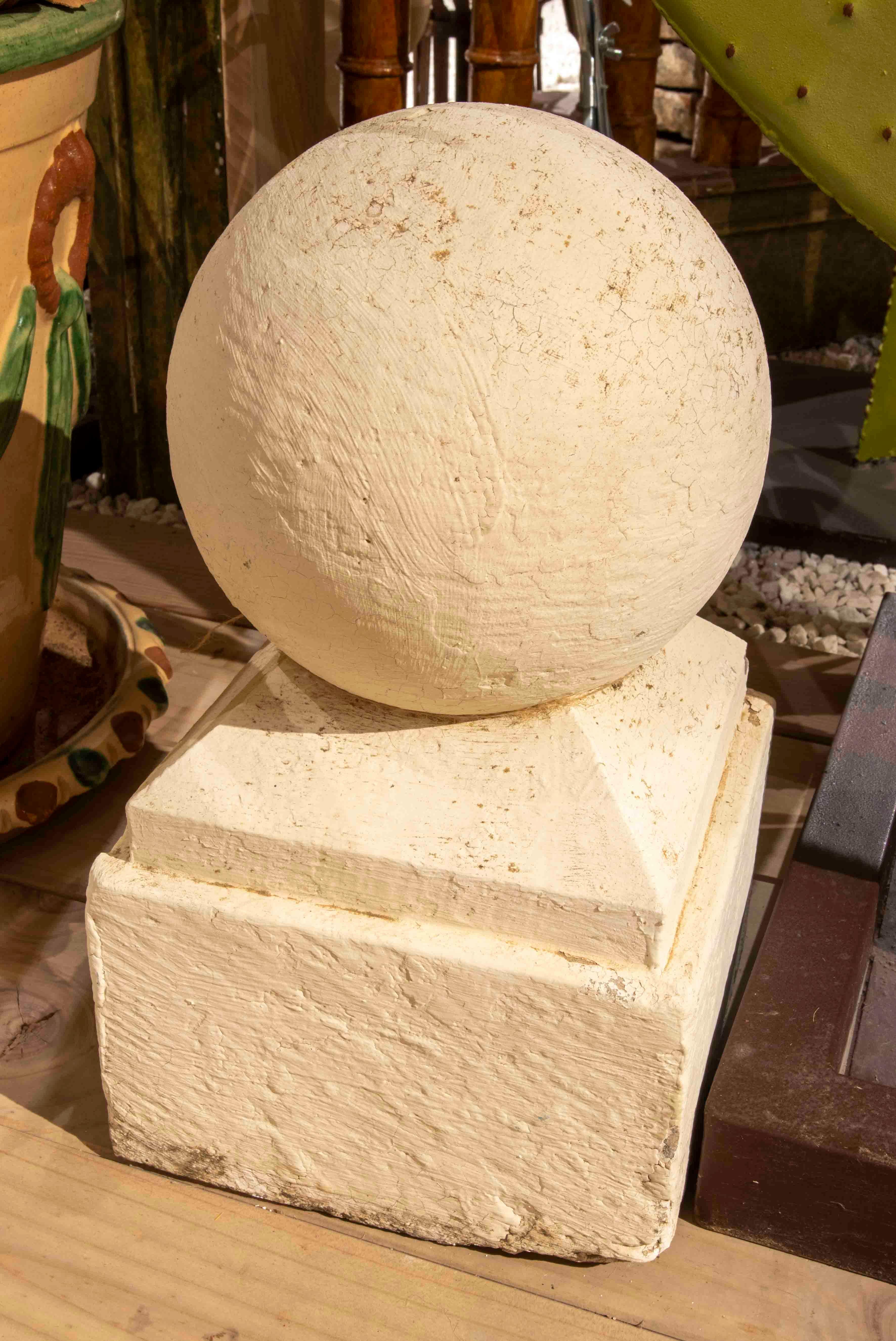 Pair of Whitewashed Ball-Shaped Cement Finials 4