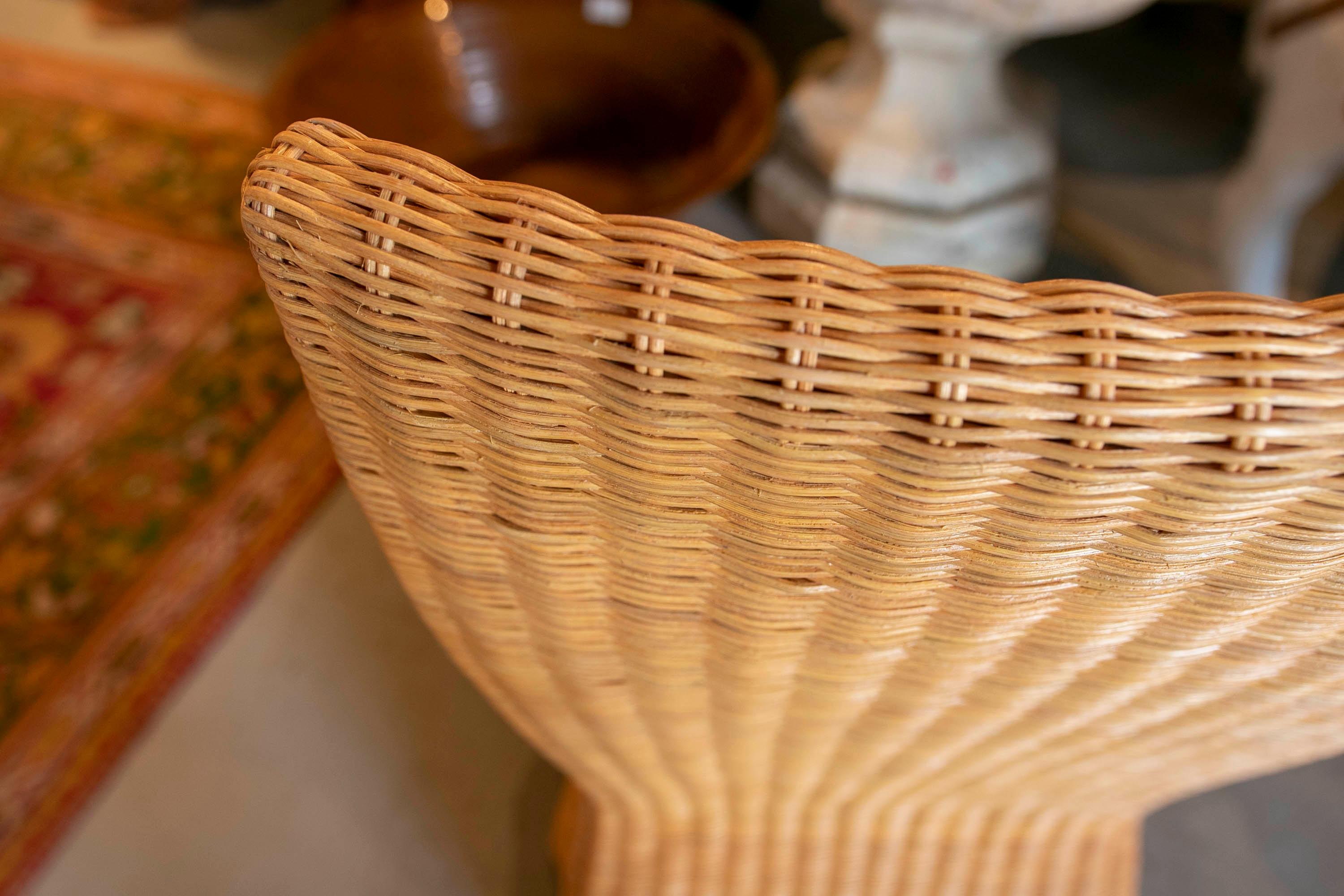 Pair of Wicker Chairs with Wavy Shapes and White Cushions 10