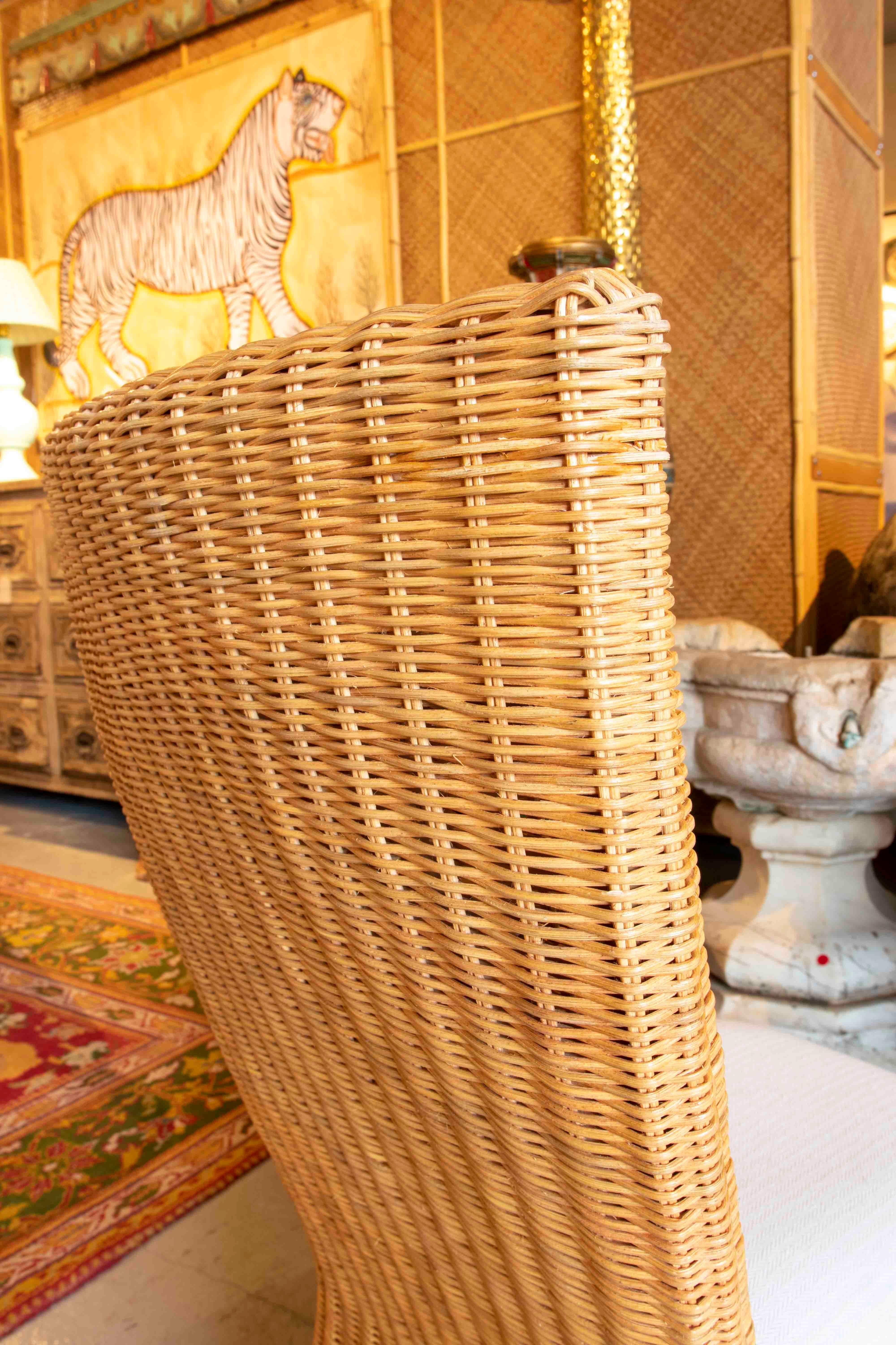 Pair of Wicker Chairs with Wavy Shapes and White Cushions 2