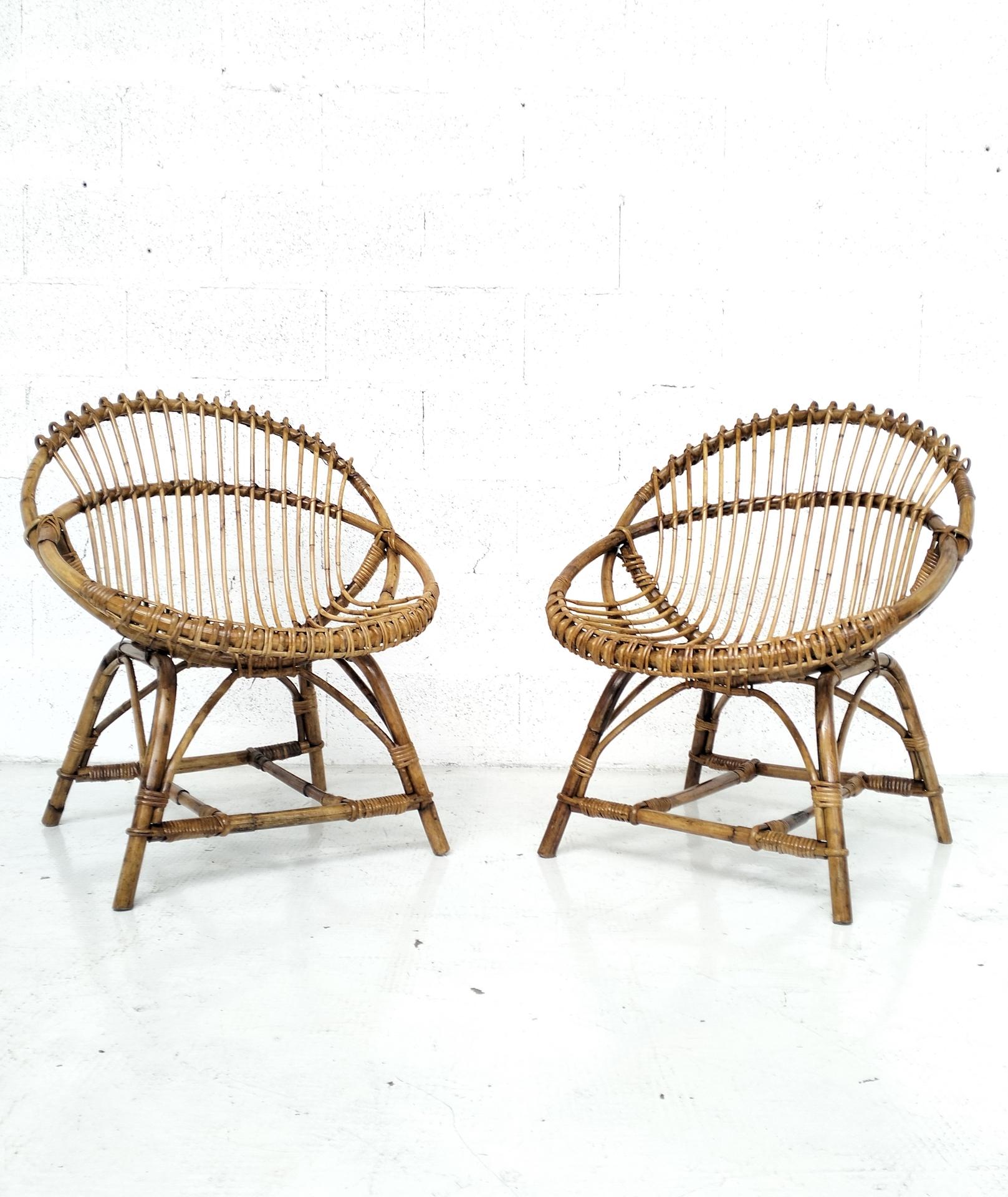 Paar italienische Eierstühle aus Korbgeflecht, 1960er Jahre (Moderne) im Angebot