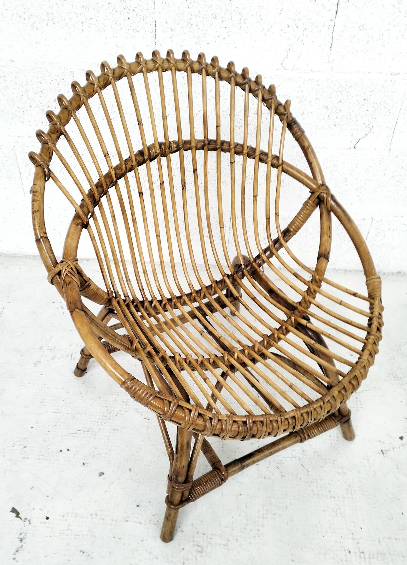 Paar italienische Eierstühle aus Korbgeflecht, 1960er Jahre (Italienisch) im Angebot