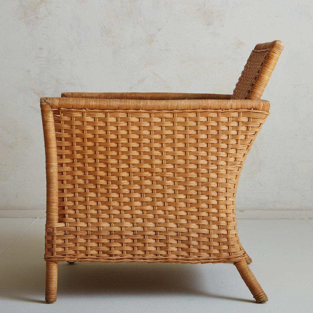 French Pair of Wicker Lounge Chairs with Cushion, France, 1970s