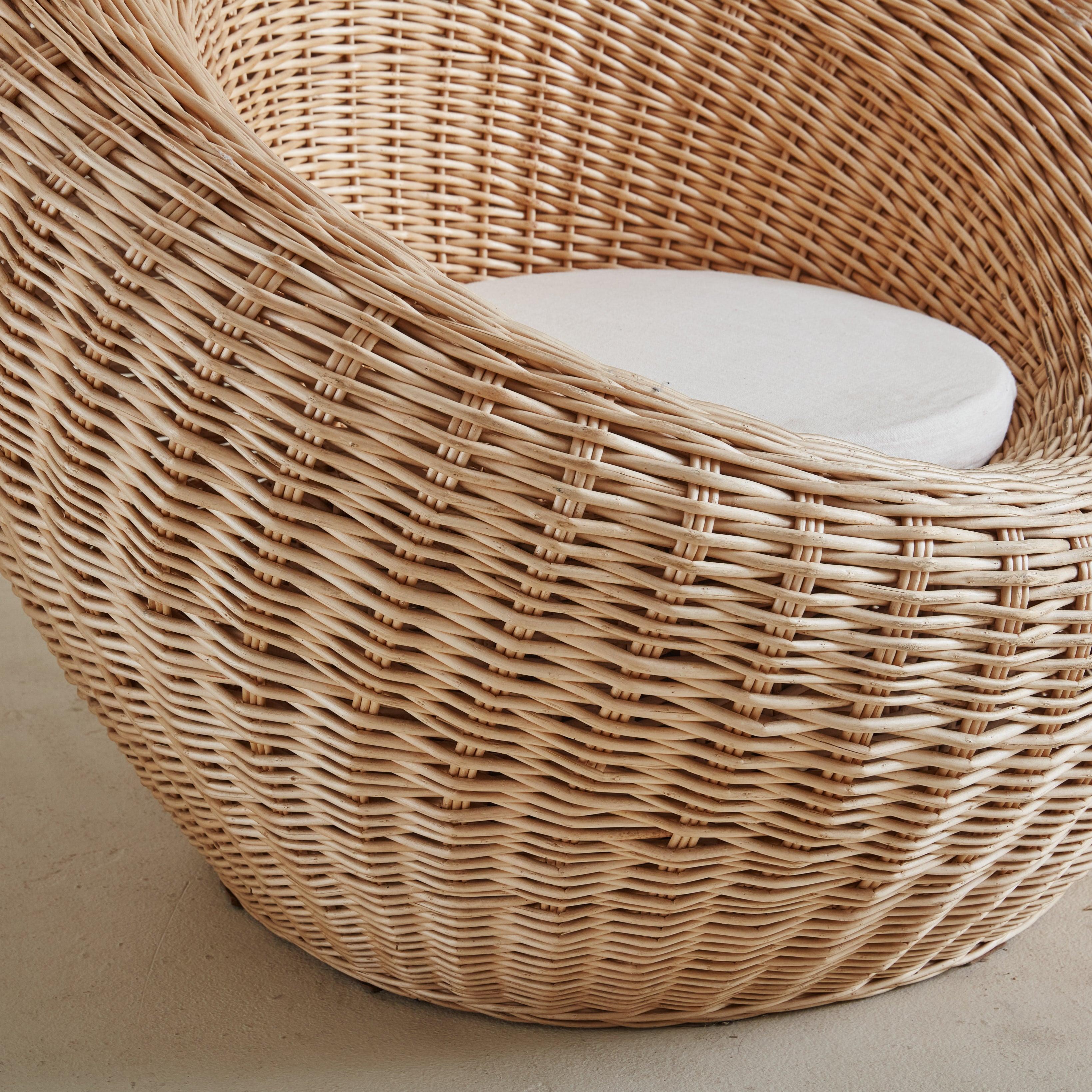 Fabric Pair of Wicker Rounded Lounge Chairs in the Style of Isamu Kenmochi, Japan 1970s