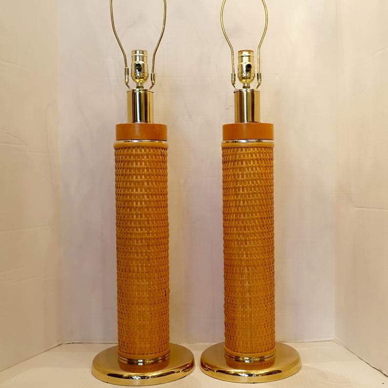 Pair of Wicker Table Lamps In Good Condition For Sale In New York, NY