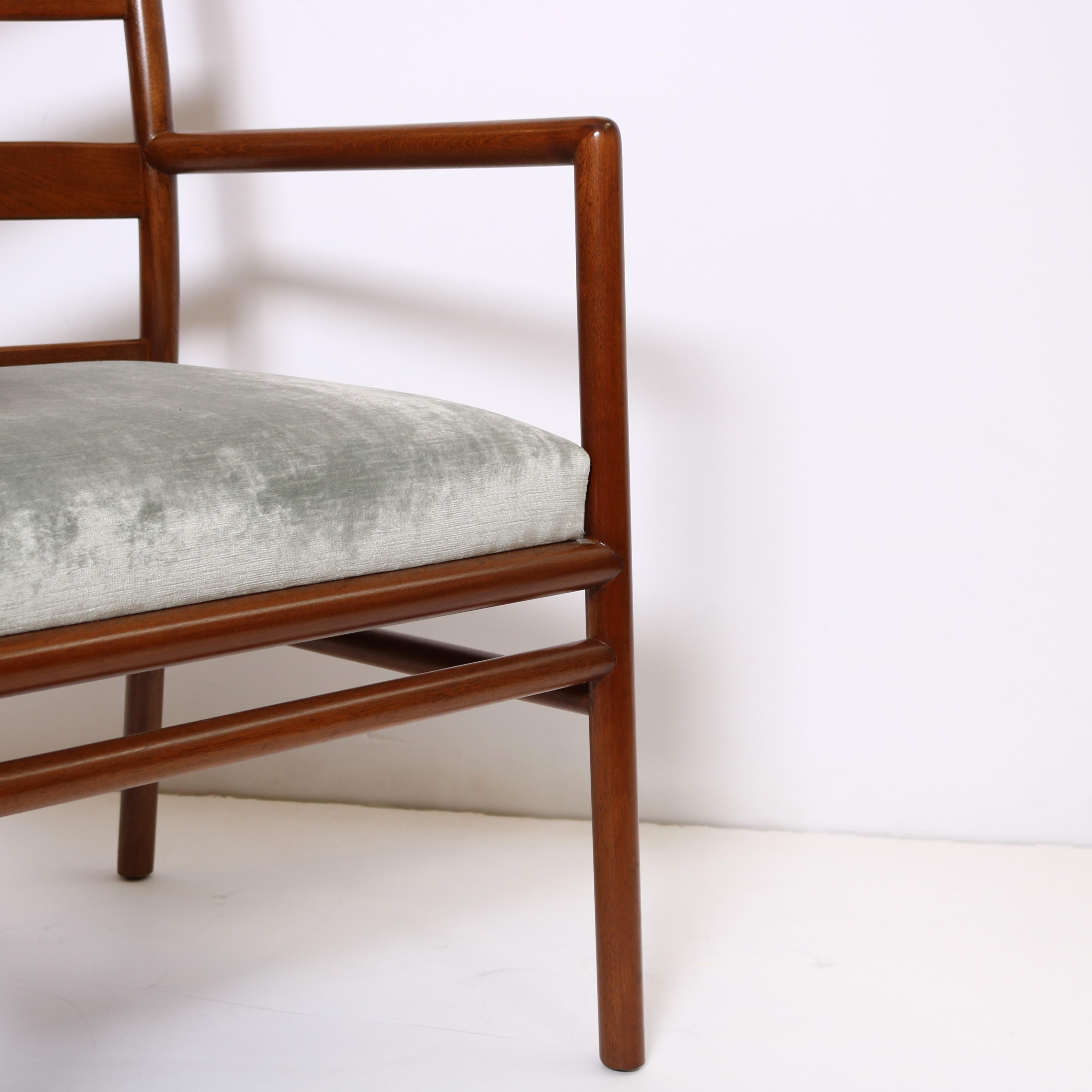 Pair of Widdicomb Armchairs by T.H. Robsjohn Gibbings For Sale 1