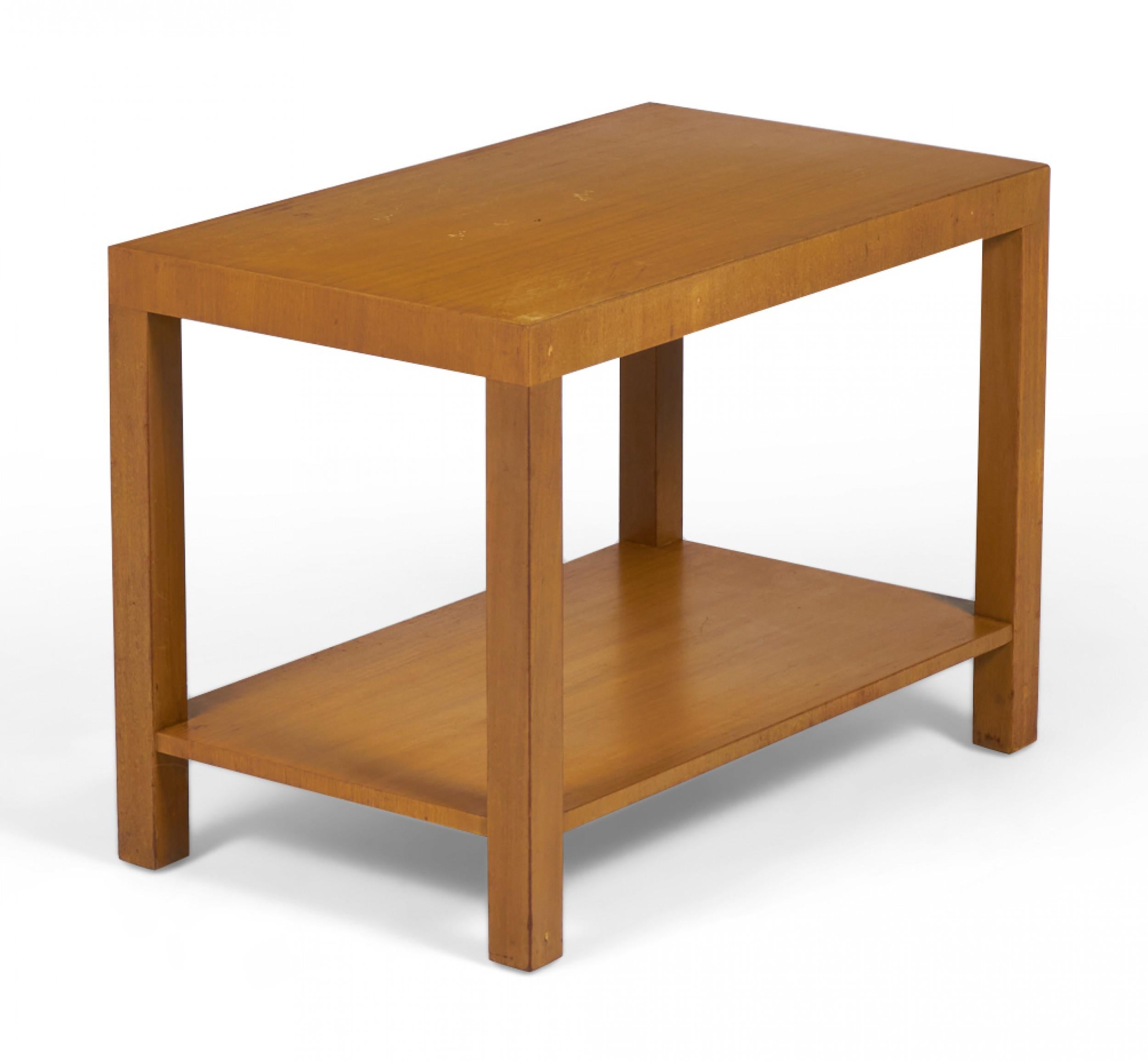 Paire de tables d'appoint Widdicomb en bois de style Parsons américain moderne du milieu du siècle dernier en vente 1