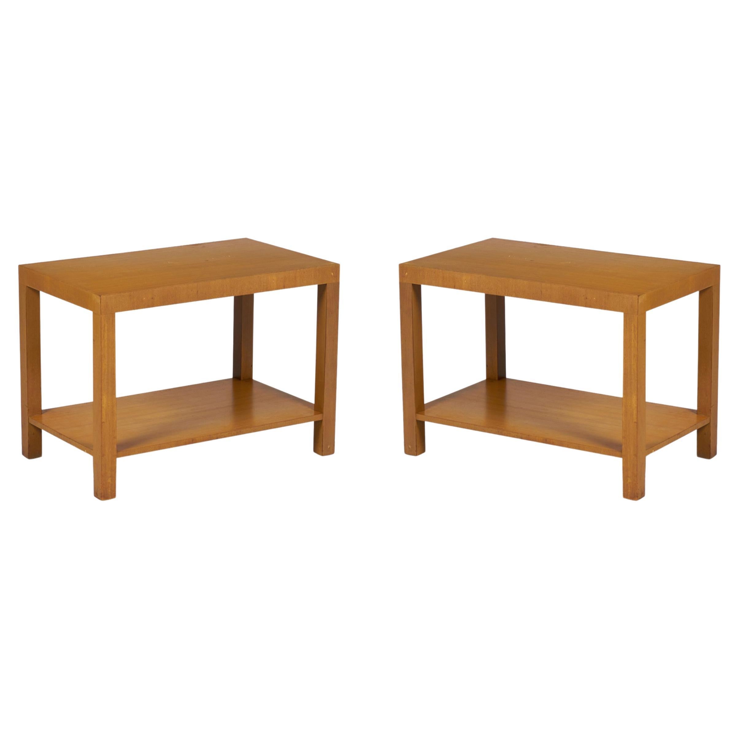 Ein Paar moderne amerikanische Holz-Beistelltische im Parsons-Stil aus der Mitte des Jahrhunderts von Widdicomb