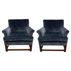 Pareja de sillones Widdicomb azul oscuro de mediados de siglo