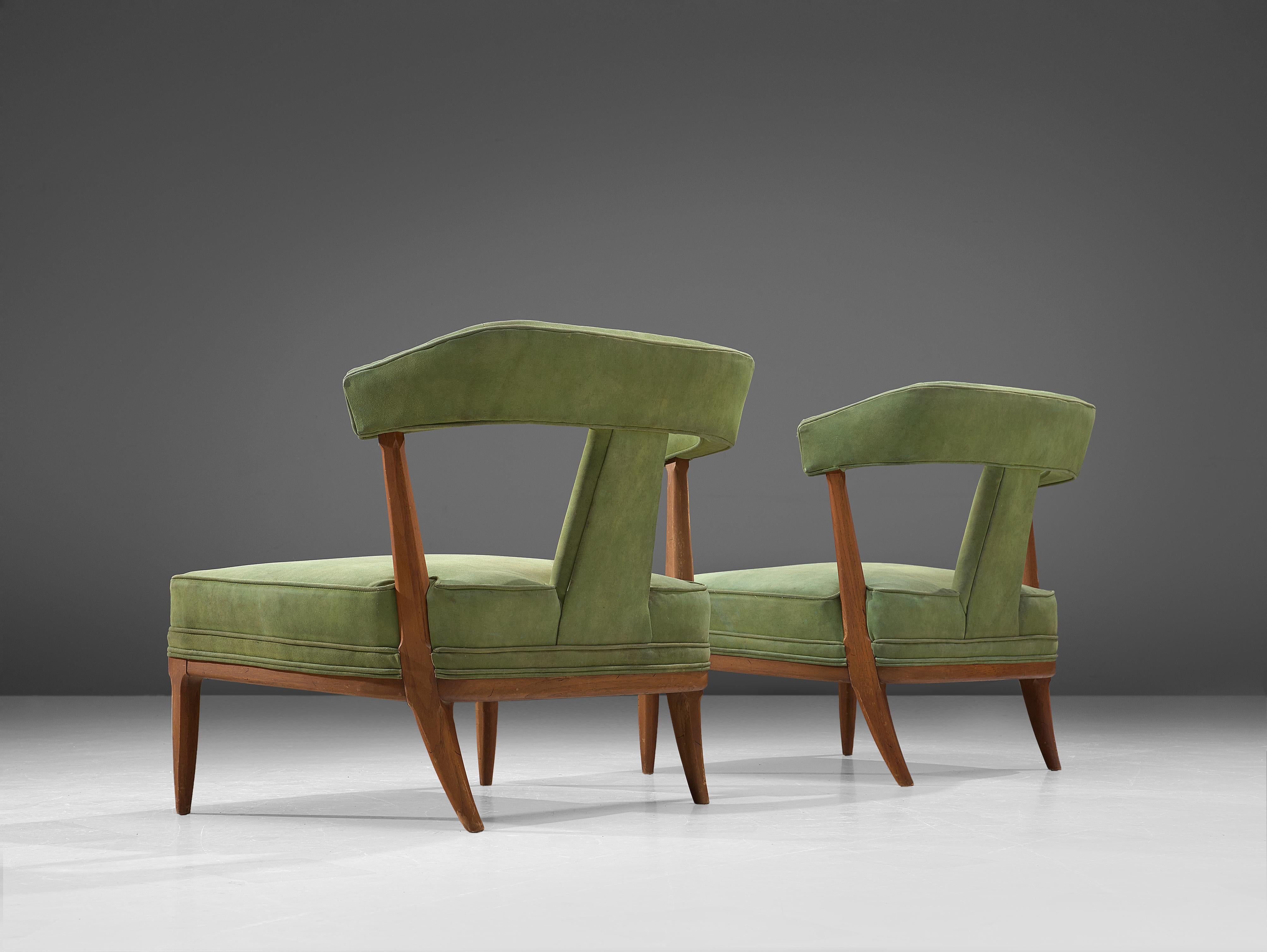 Pair of Wide American Lounge Chairs in Beech and Green Upholstery In Good Condition In Waalwijk, NL