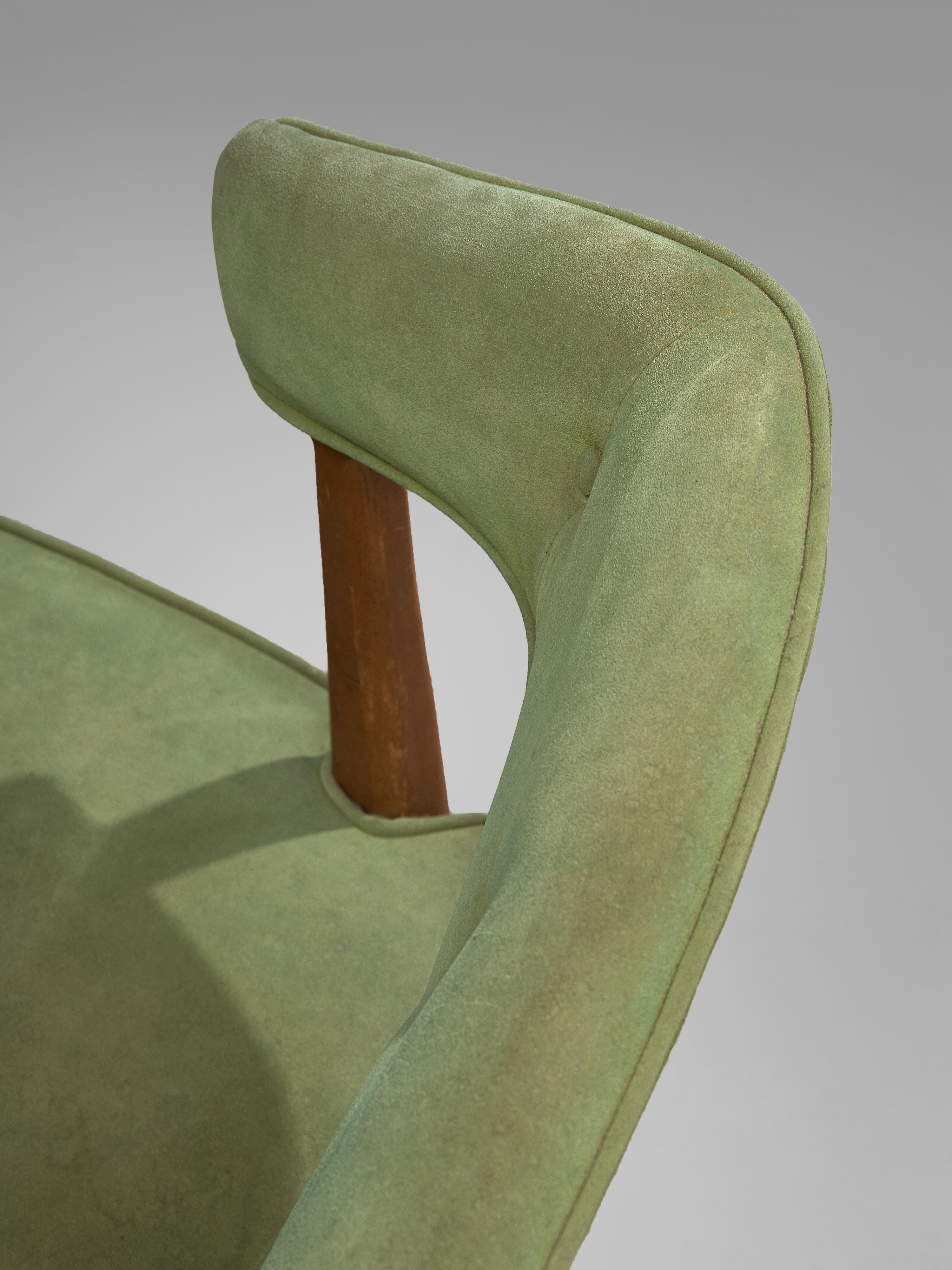 Pair of Wide American Lounge Chairs in Beech and Green Upholstery 1