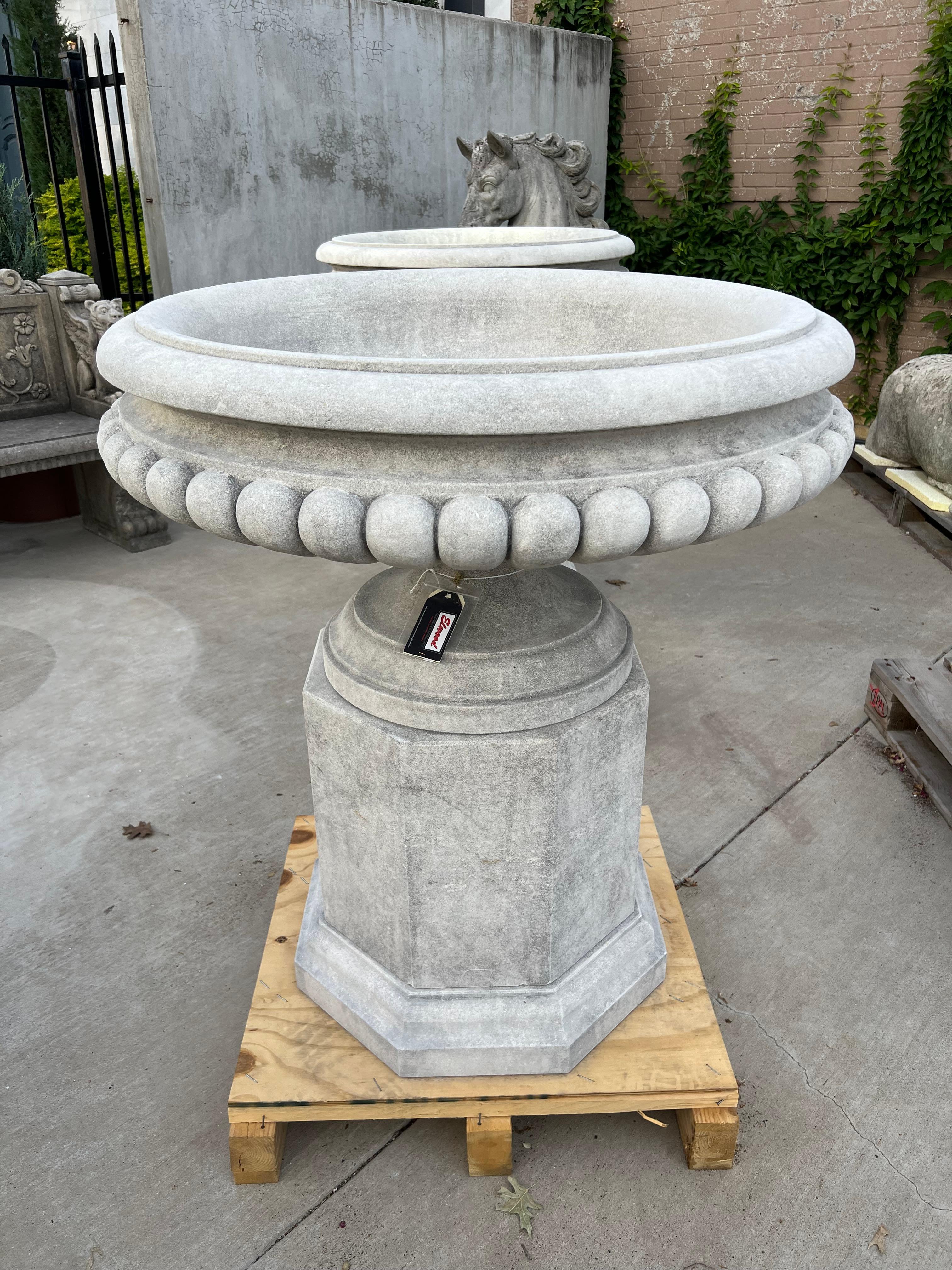 Pair of Wide Italian Tazza-Form Limestone Vases on Pedestals In Good Condition For Sale In Dallas, TX