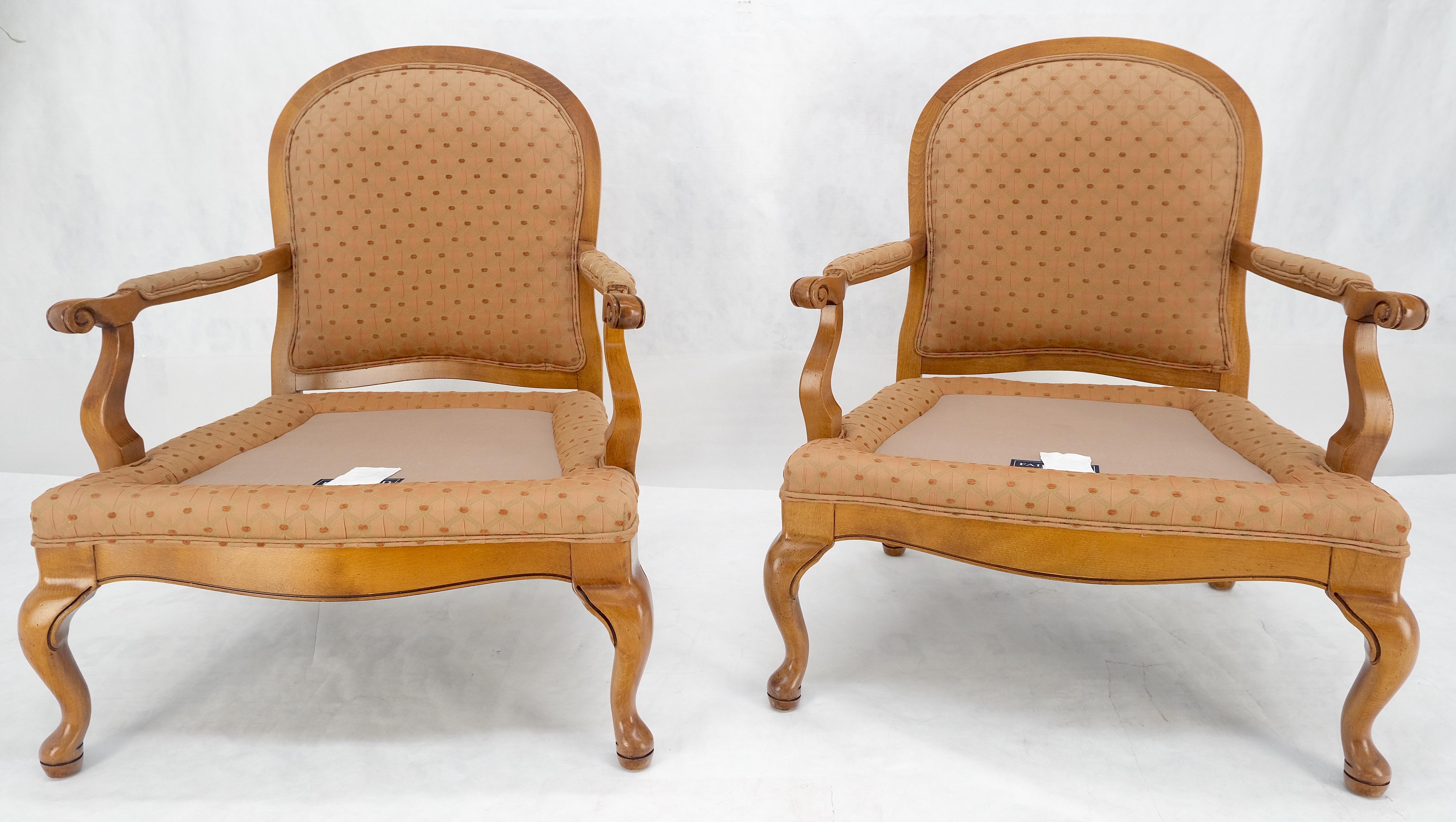 Hollywood Regency Pair of Wide Seat Carved Lattice Woodwork Back Queen Ann Lounge Chairs MINT! For Sale