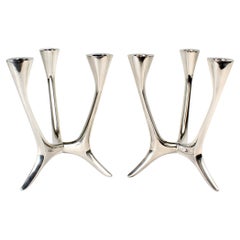 Pareja de candelabros de plata de ley alemanes de mediados de siglo Wilkens & Söhne