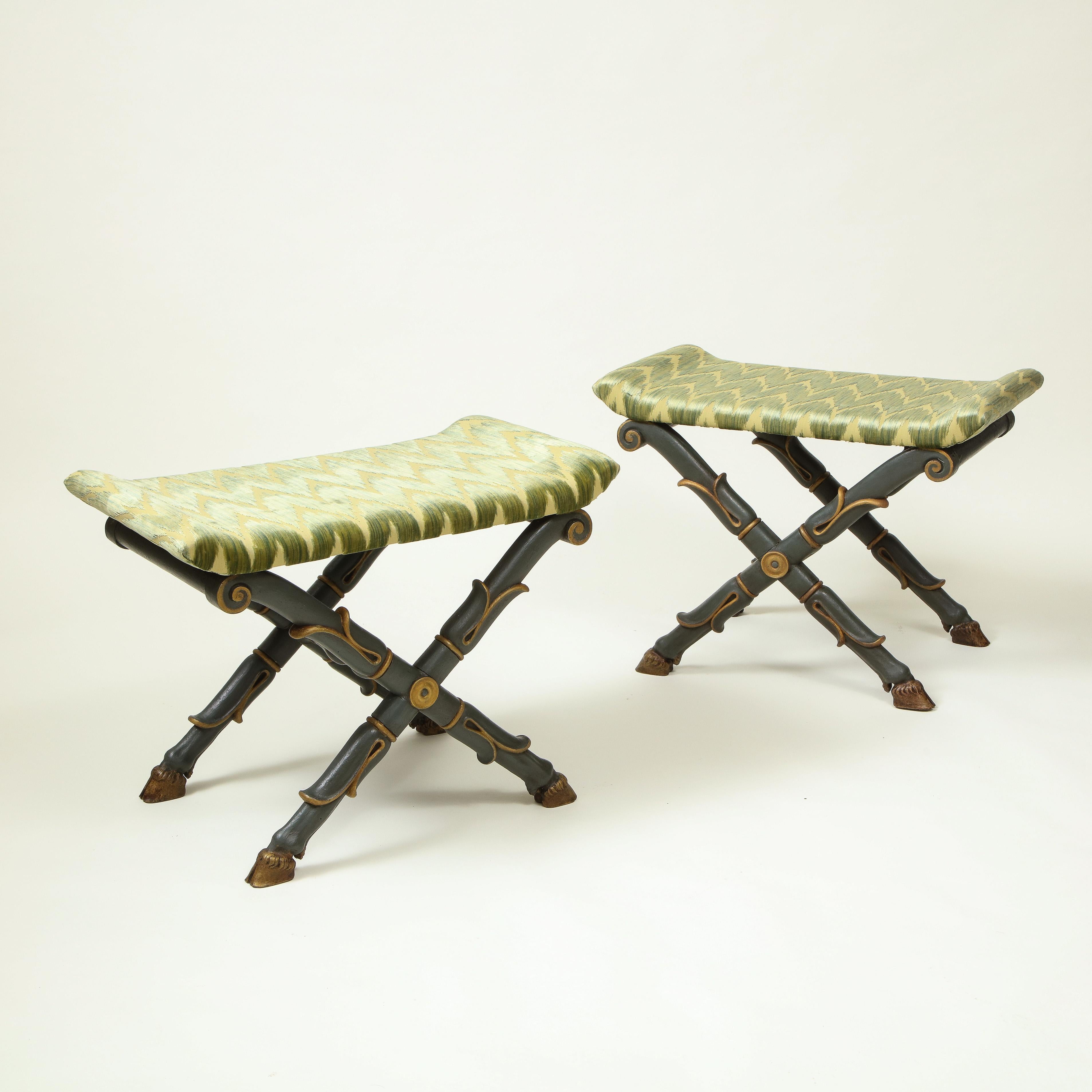 Pair of William IV Green and Gilt X-Form Benches In Good Condition For Sale In New York, NY