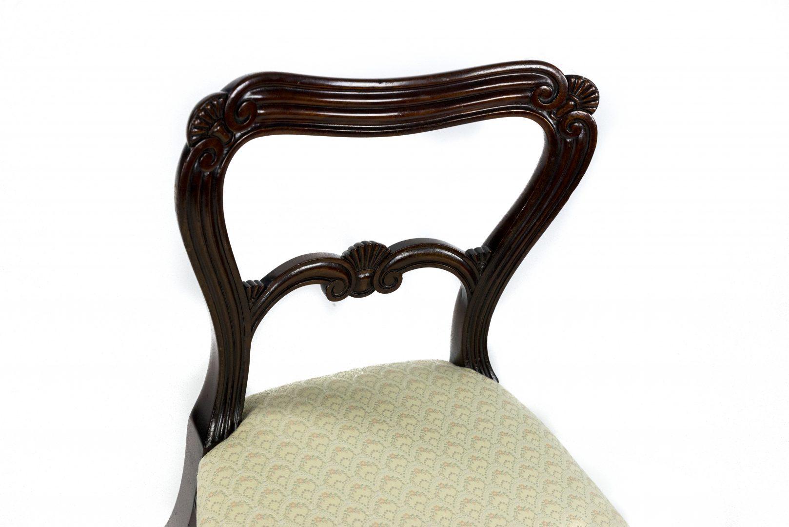 A pair of William IV mahogany bar backed chairs in the manner of Gillows

Gillows of Lancaster and London, also known as Gillow & Co., was an English furniture making firm based in Lancaster, Lancashire, and in London. It was founded around in