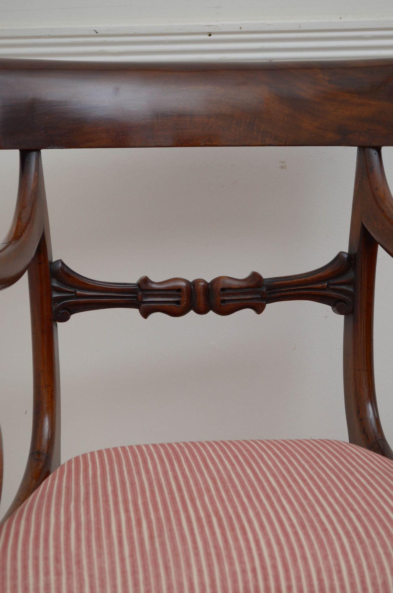 19th Century Pair of William IV Mahogany Carvers For Sale