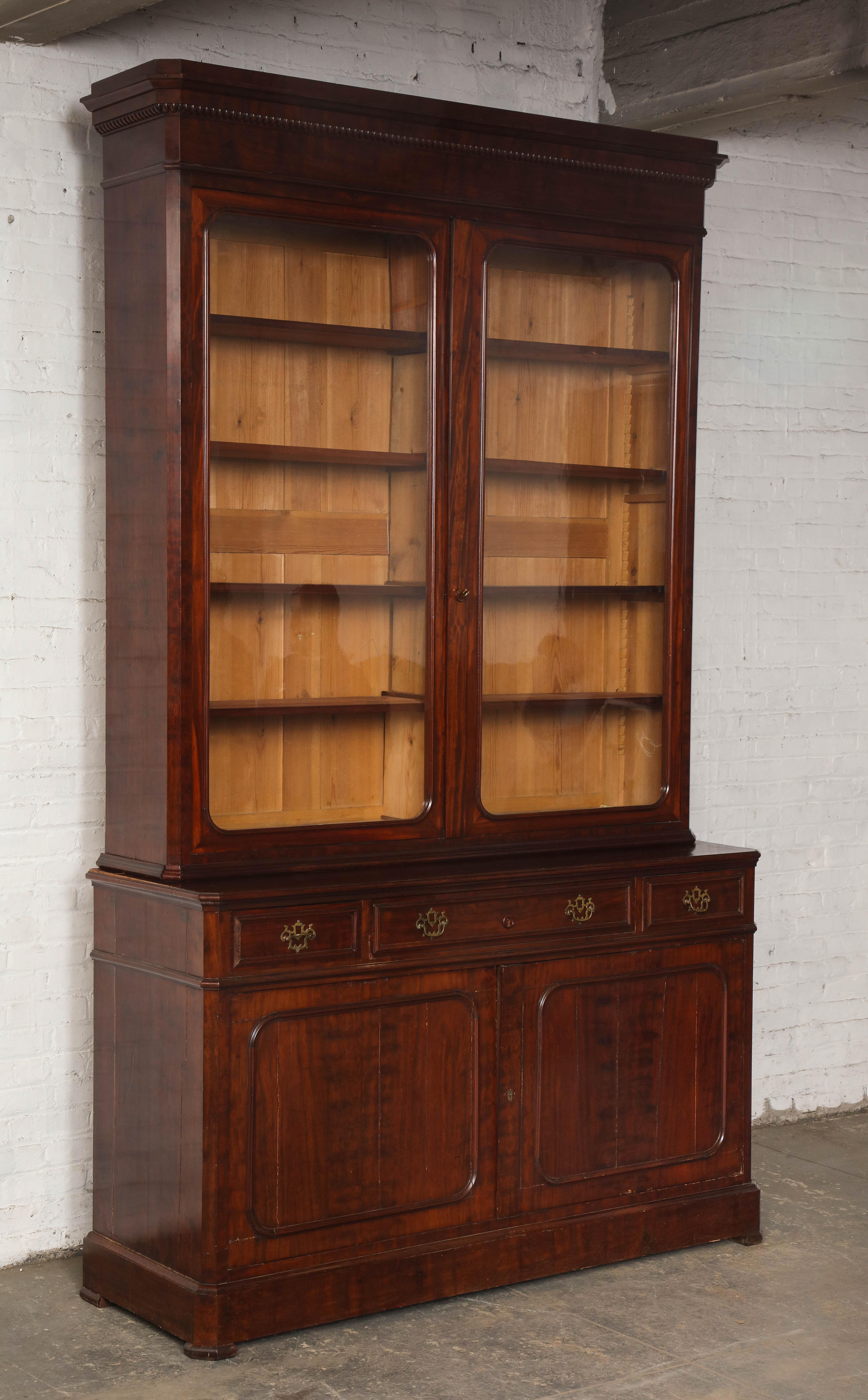 Pair of William IV Mahogany Glass-Front Bookcases of Large Scale 4