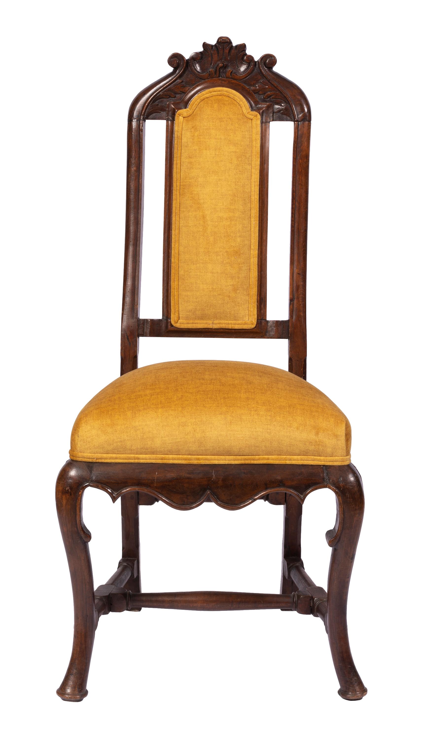 Pair of Antique Queen Anne Style Chairs w Modern Vivid Orange Yellow Upholstery In Good Condition For Sale In Madrid, ES