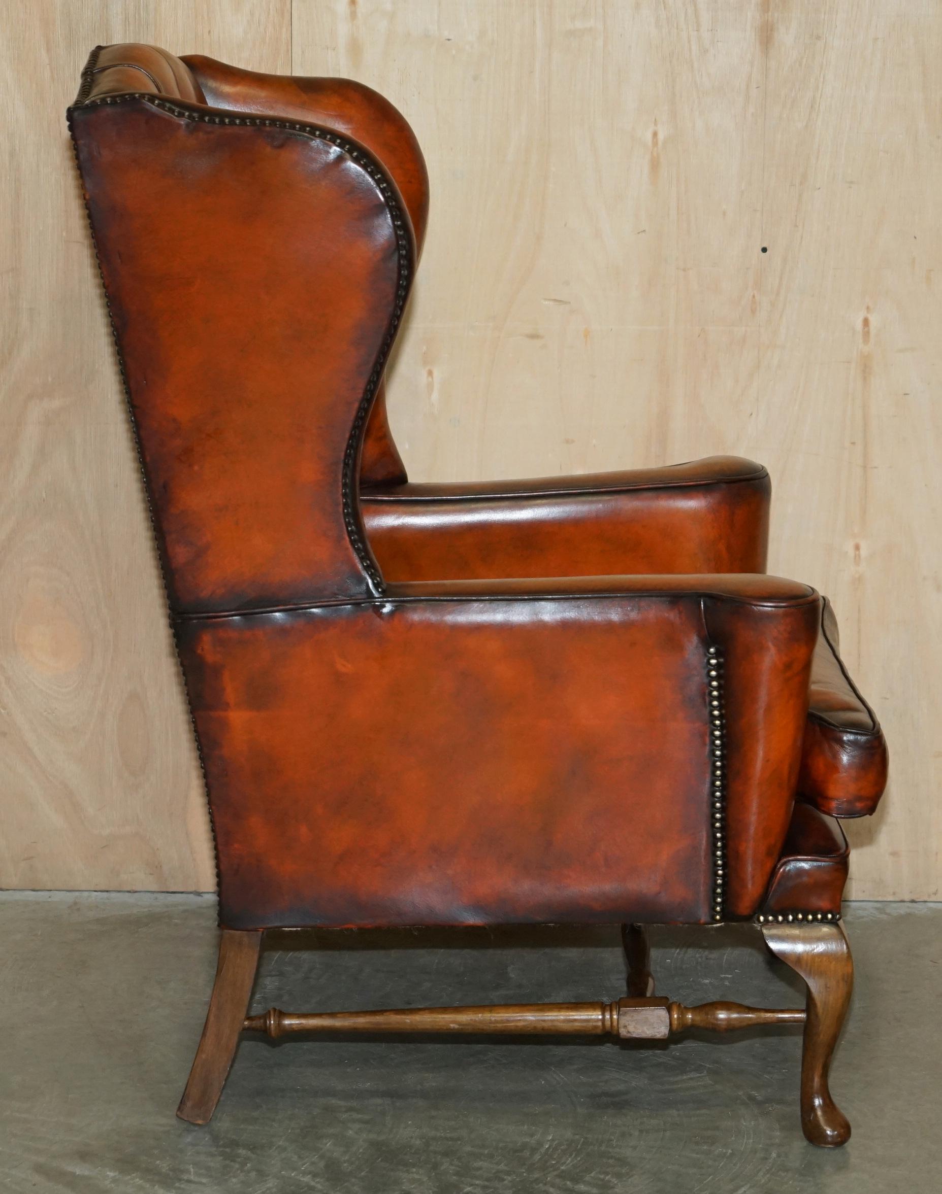 PAIR OF WILLIAM MORRIS CHESTERFIELD TUFTED WiNGBACK BROWN LEATHER ARMCHAIRS 2