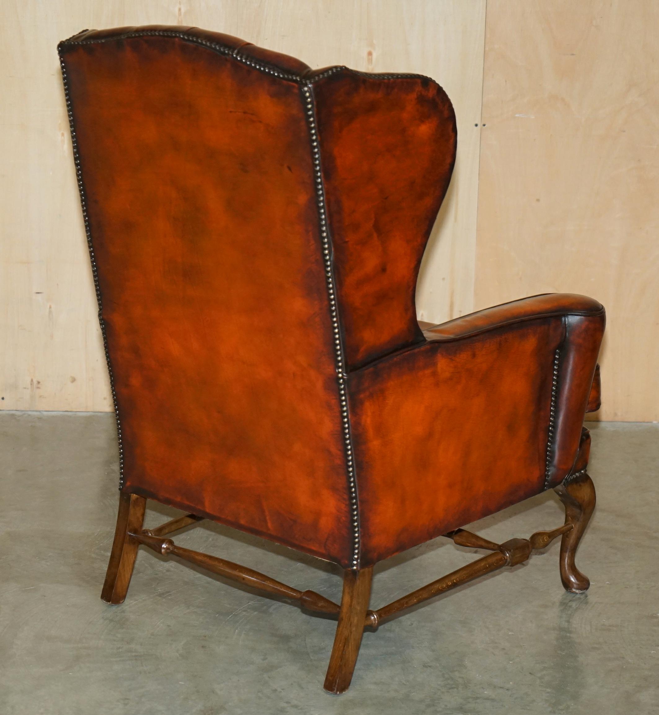 PAIR OF WILLIAM MORRIS CHESTERFIELD TUFTED WiNGBACK BROWN LEATHER ARMCHAIRS 11