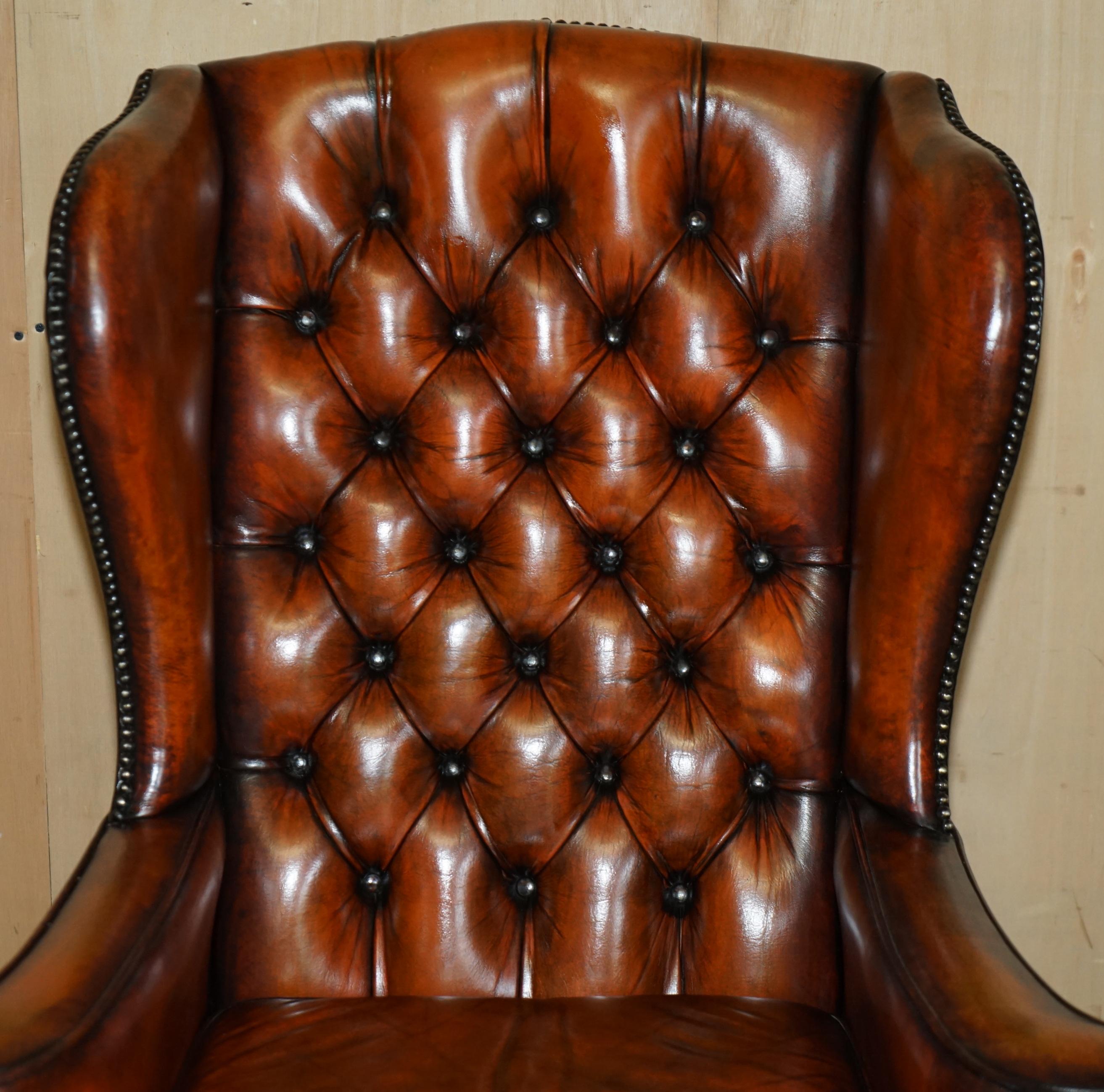 Victorian PAIR OF WILLIAM MORRIS CHESTERFIELD TUFTED WiNGBACK BROWN LEATHER ARMCHAIRS