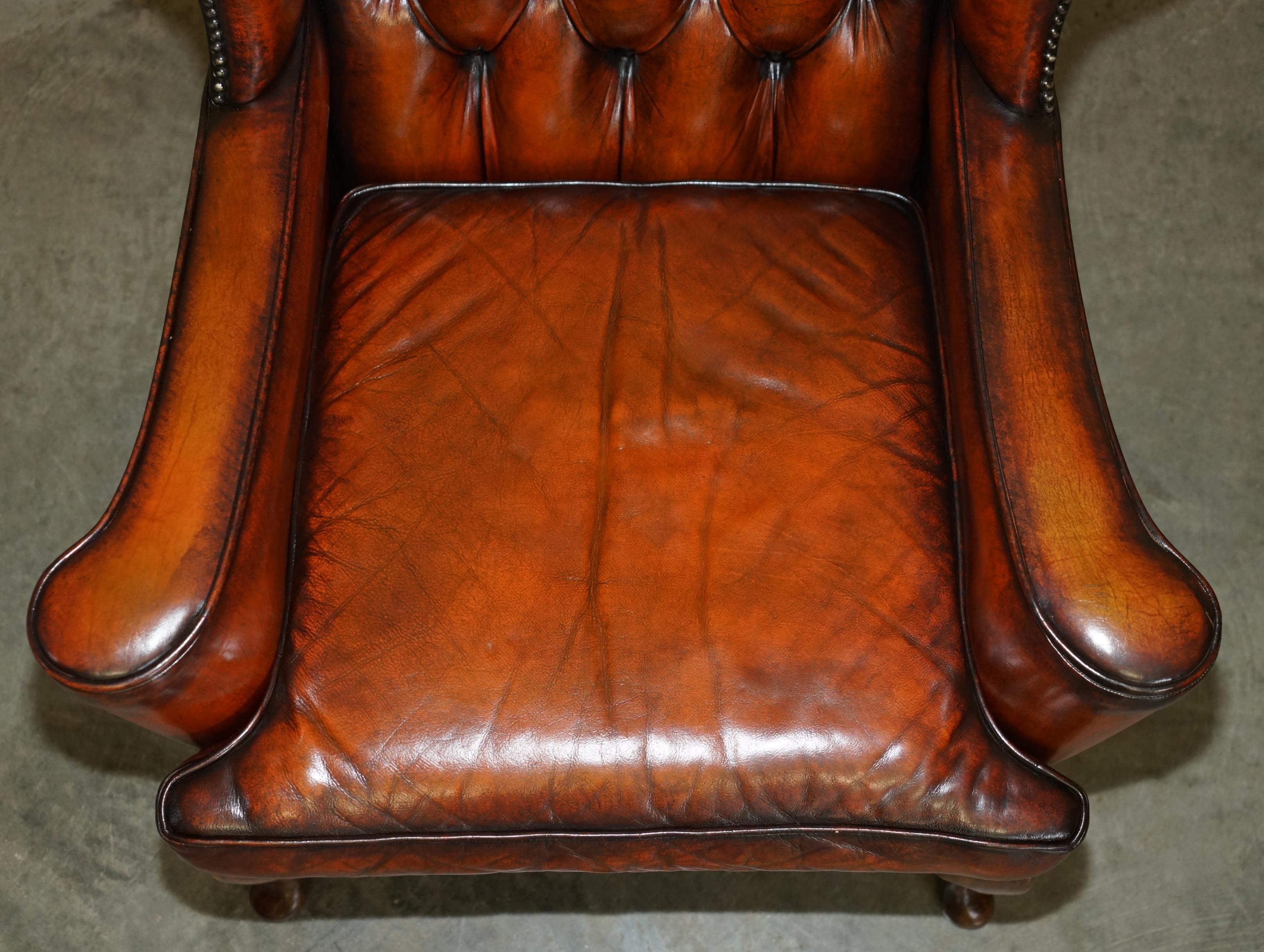 Leather PAIR OF WILLIAM MORRIS CHESTERFIELD TUFTED WiNGBACK BROWN LEATHER ARMCHAIRS