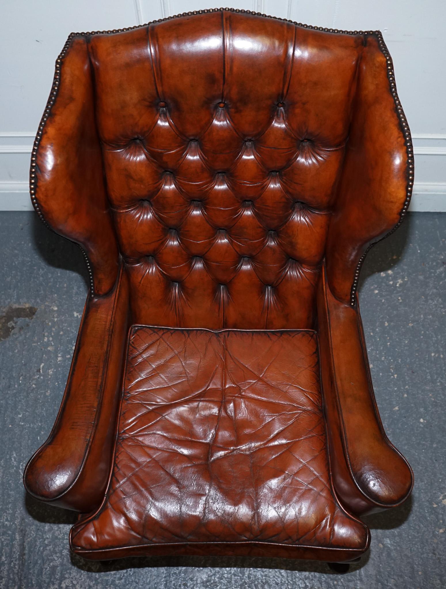 PAR DE BRAZOS WILLIAM MORRIS FLAT ARM CHESTERFIELD WINGBACK BORDEAUX en venta 5