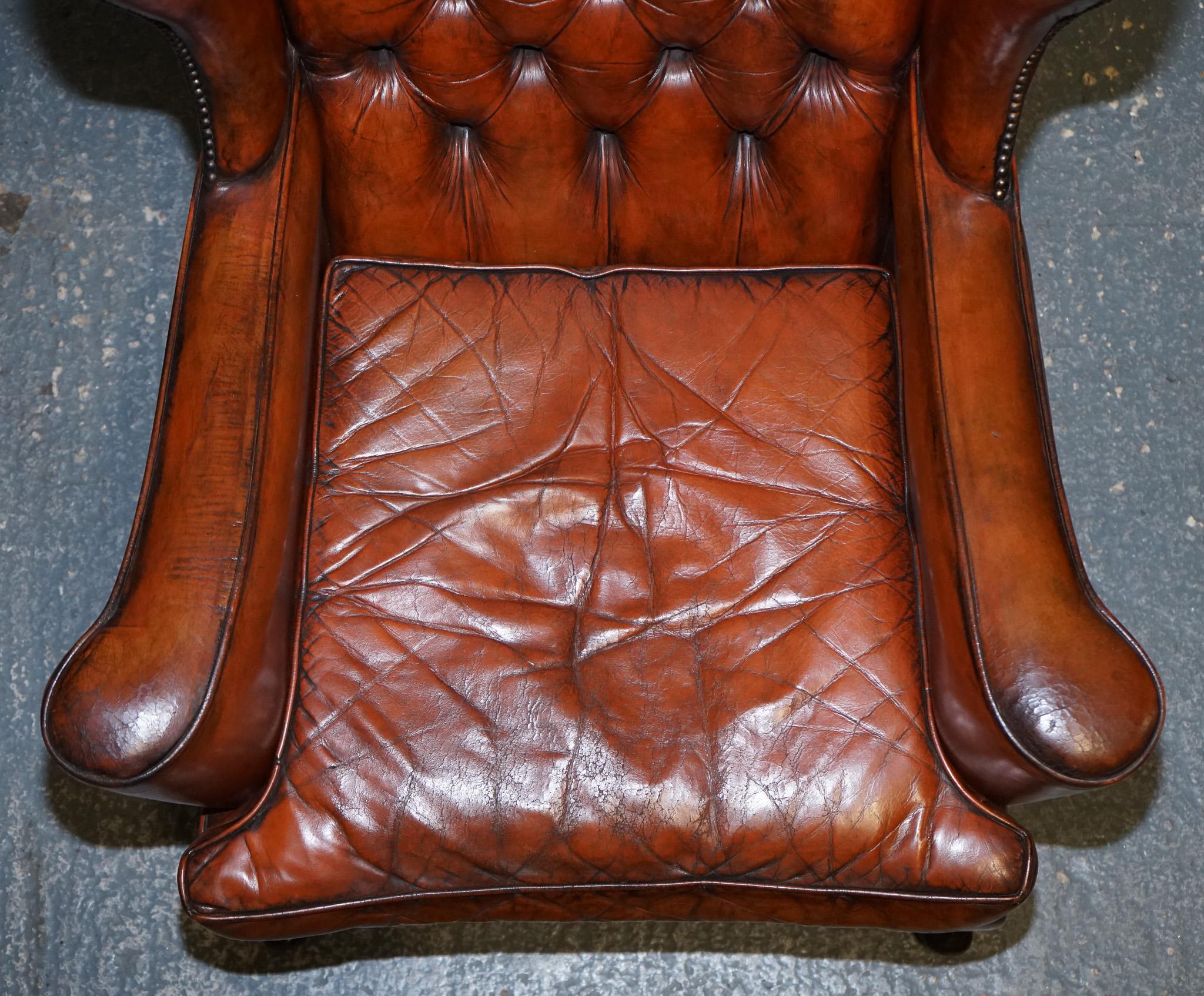 PAR DE BRAZOS WILLIAM MORRIS FLAT ARM CHESTERFIELD WINGBACK BORDEAUX en venta 6