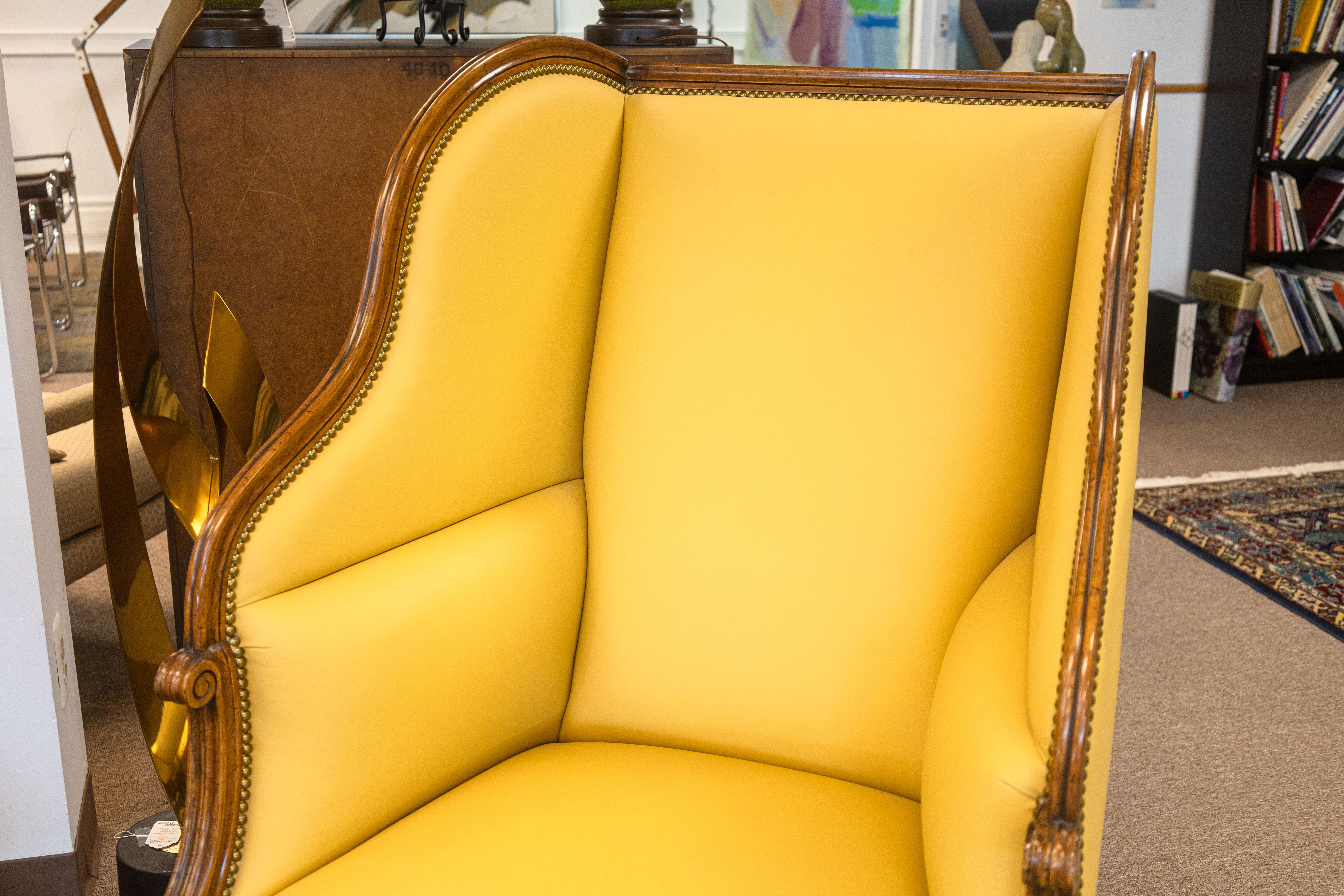 Inconnu Paire de fauteuils contemporains Porter Highback de style William Switzer Louis XVI en vente