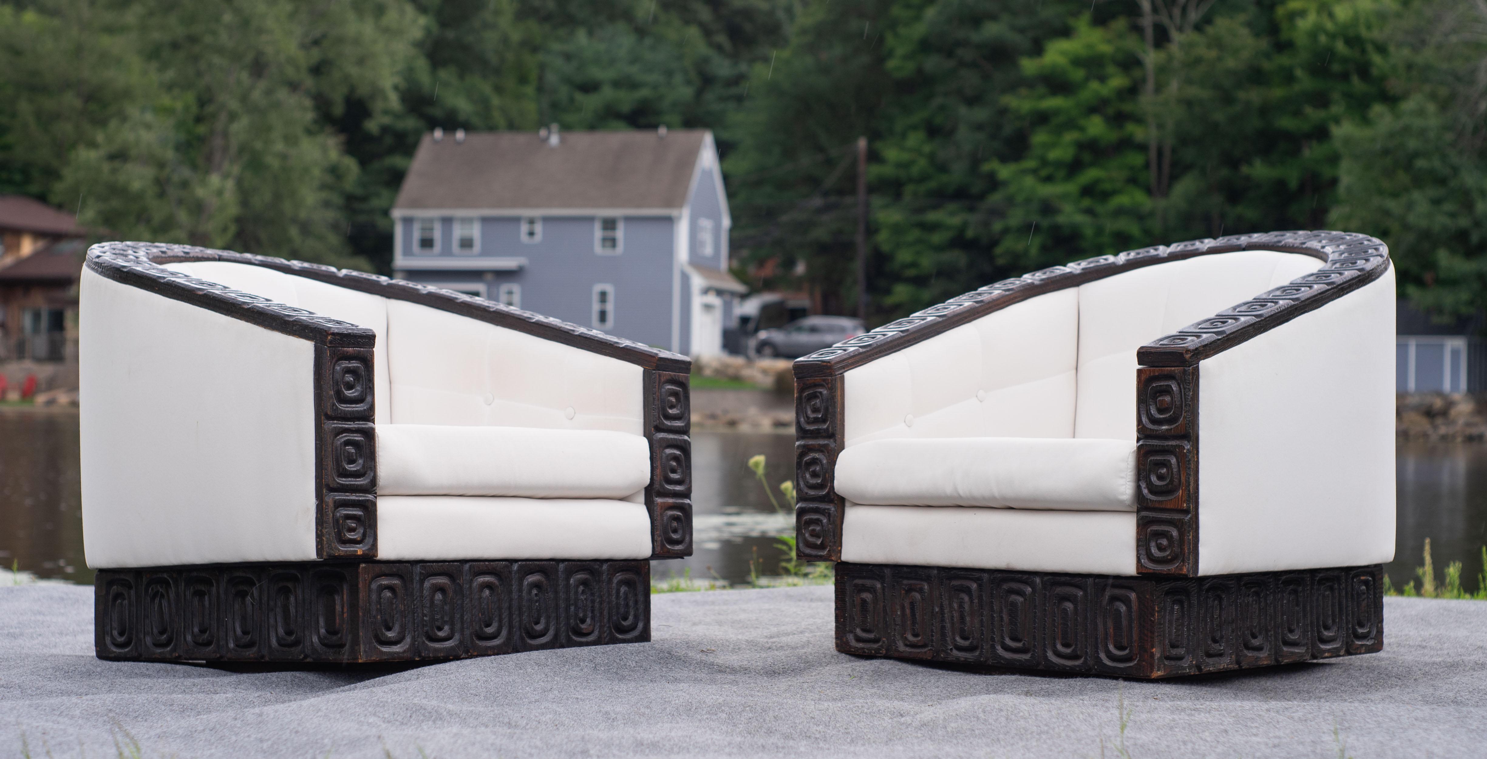 Mid-Century Modern Paire de chaises longues pivotantes William Westenhaver Witco en cèdre et tissu blanc en vente