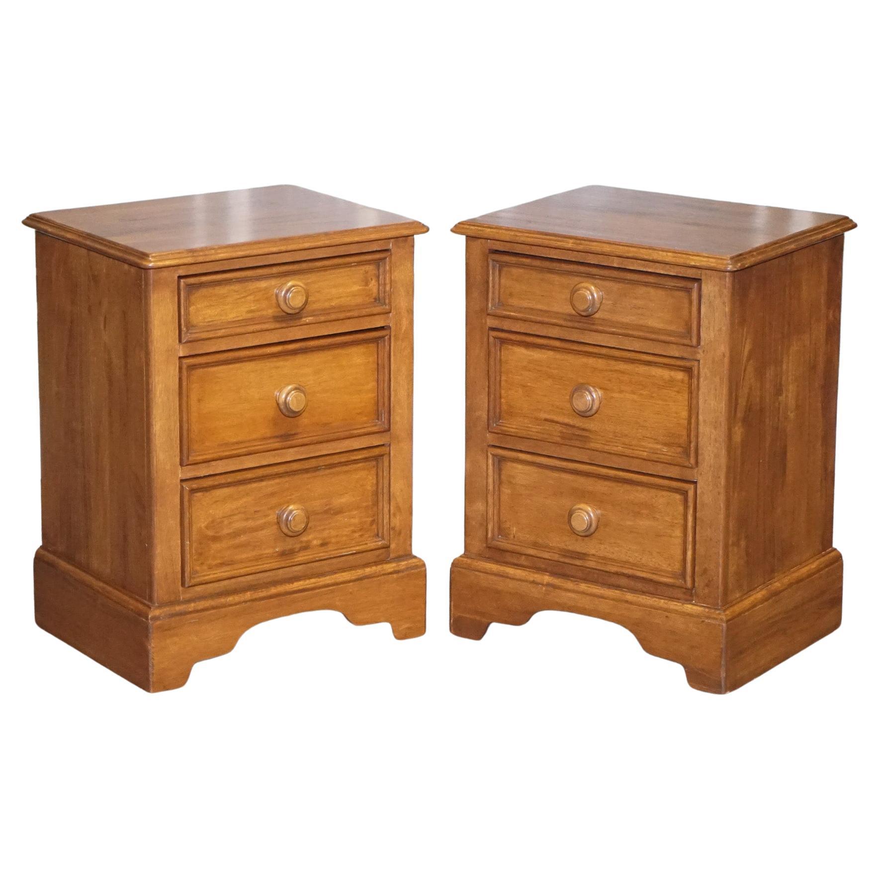 Pair of Willis Gambier Bedside Tables Night Stands For Sale