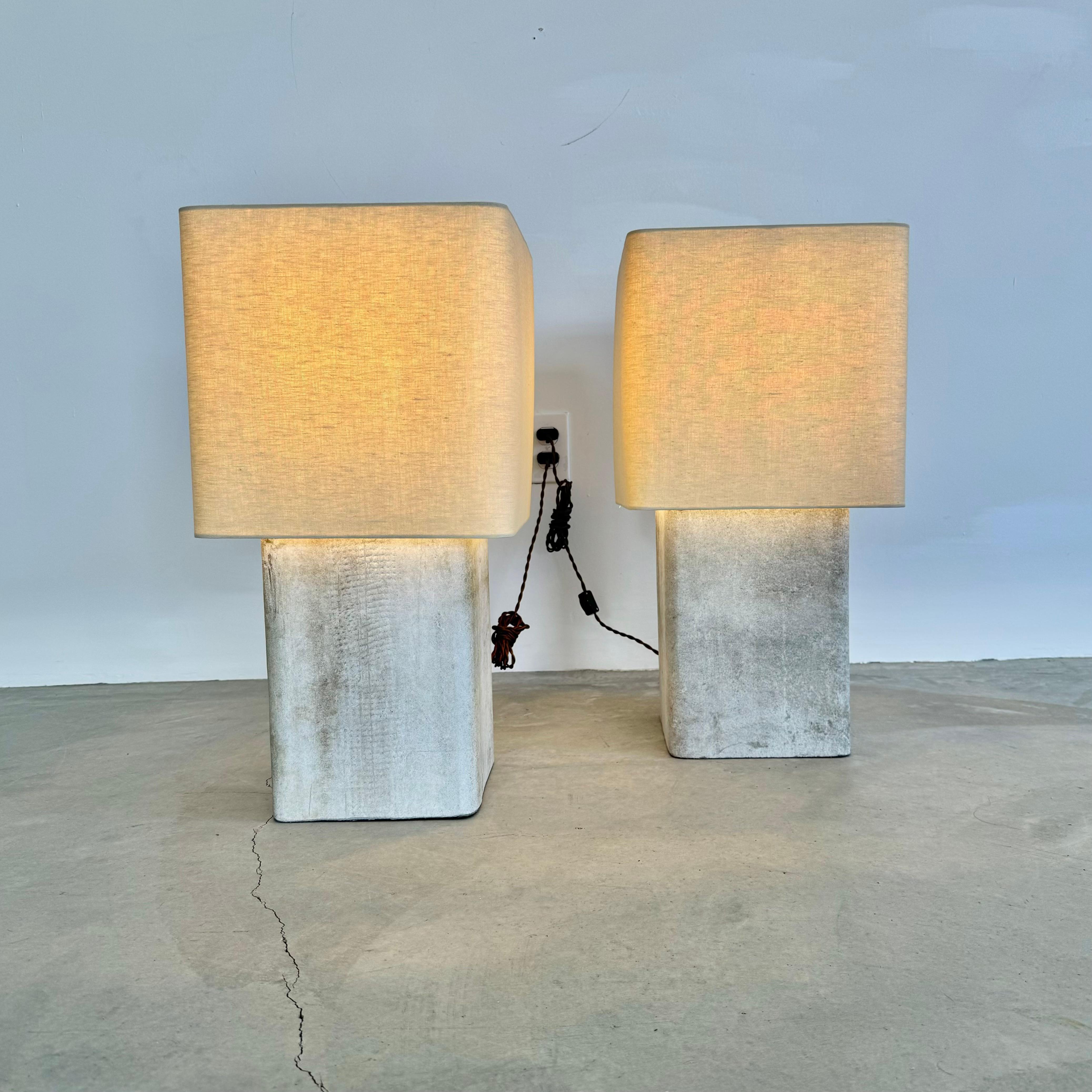 Coppia di lampade da tavolo in cemento Willy Guhl, Svizzera, anni '60 in vendita 6